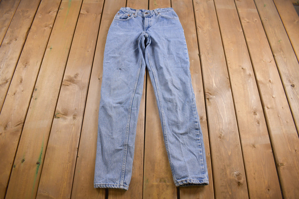 Vintage 1990s Levi's 550 Red Tab Jeans Size 26 x 23 / 90s Denim / Streetwear Fashion / Vintage Denim / Jeans / Light Wash / Vintage Levi's