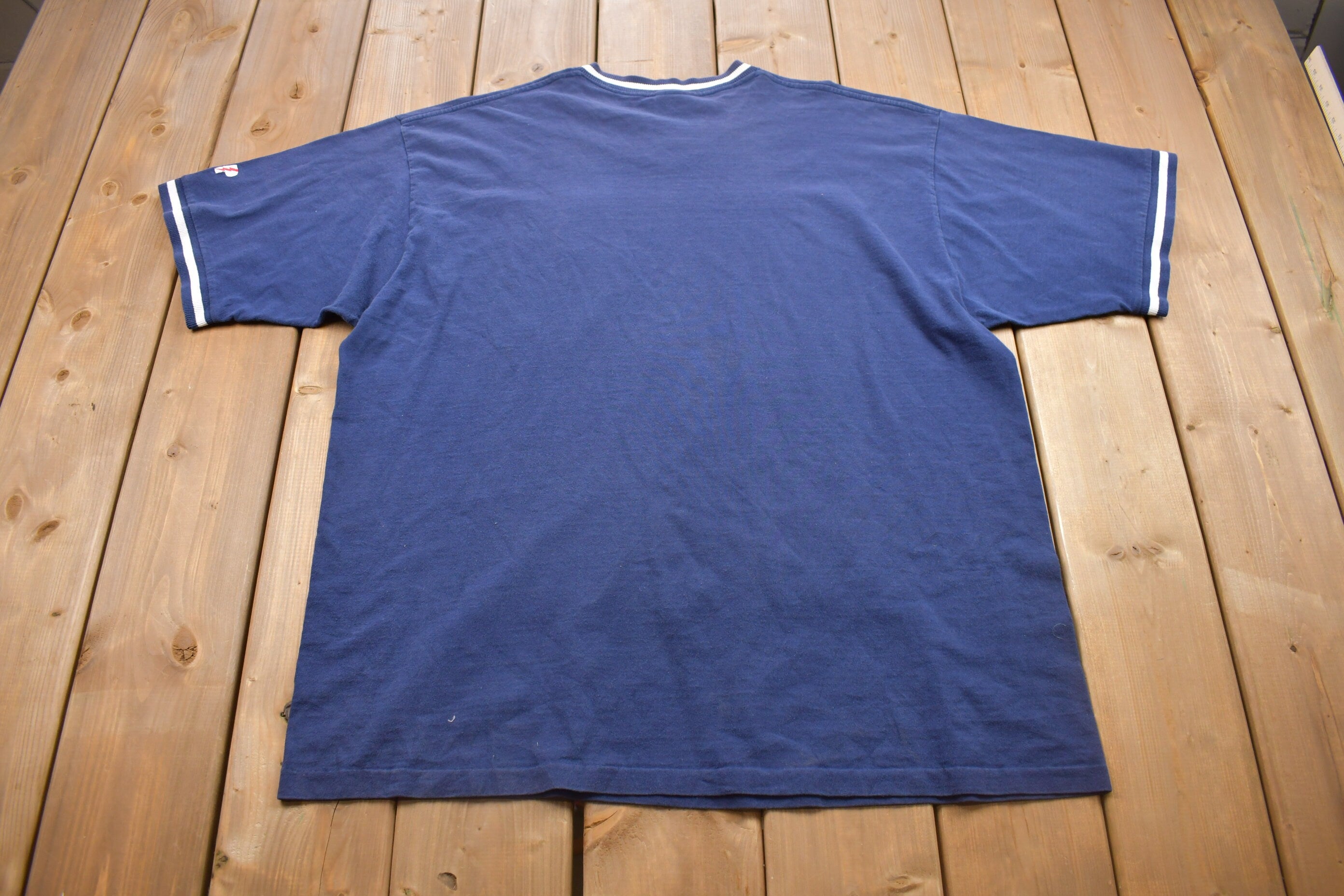 Vintage 1997 Pro Player Minnesota Twins Graphic Shirt
