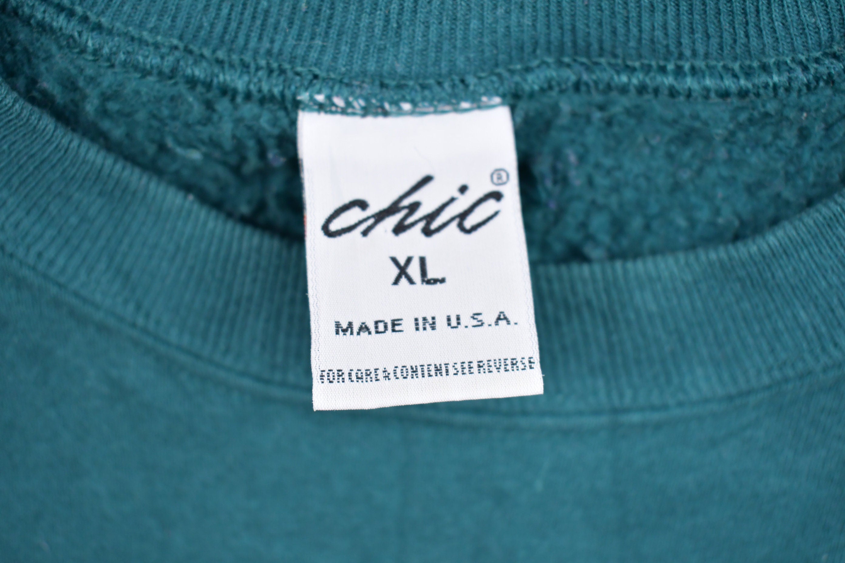 Vintage 1990s Chic Basic Essentials Crewneck Sweatshirt