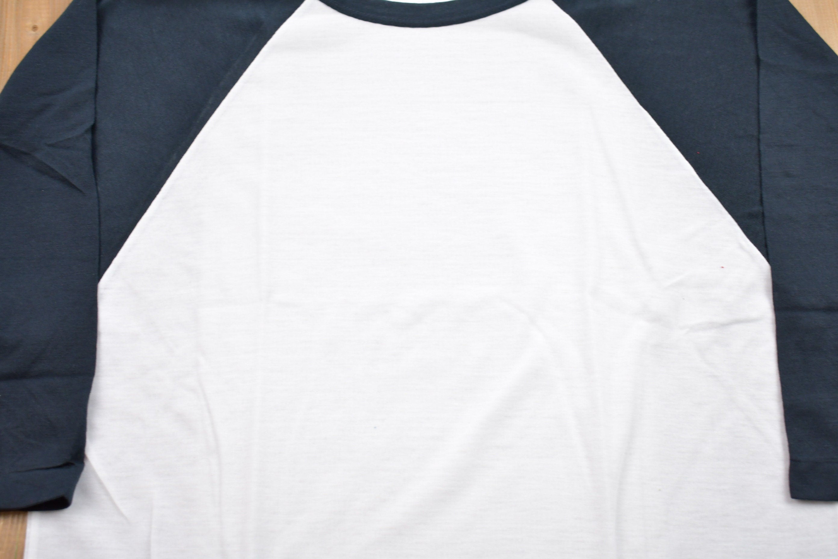 Vintage 1970s Raglan Color Block 3 Quarter Sleeve T-Shirt