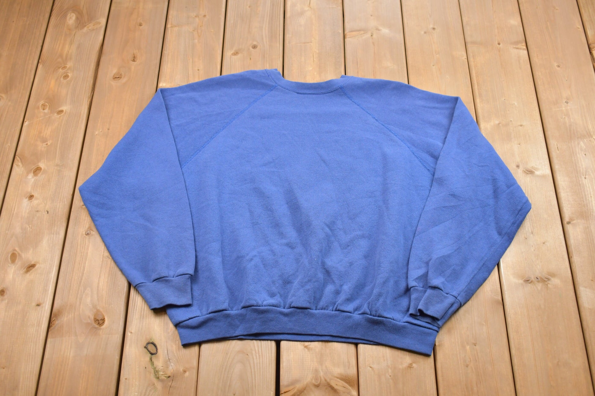 Vintage 1980s Blank Raglan Crewneck Sweatshirt