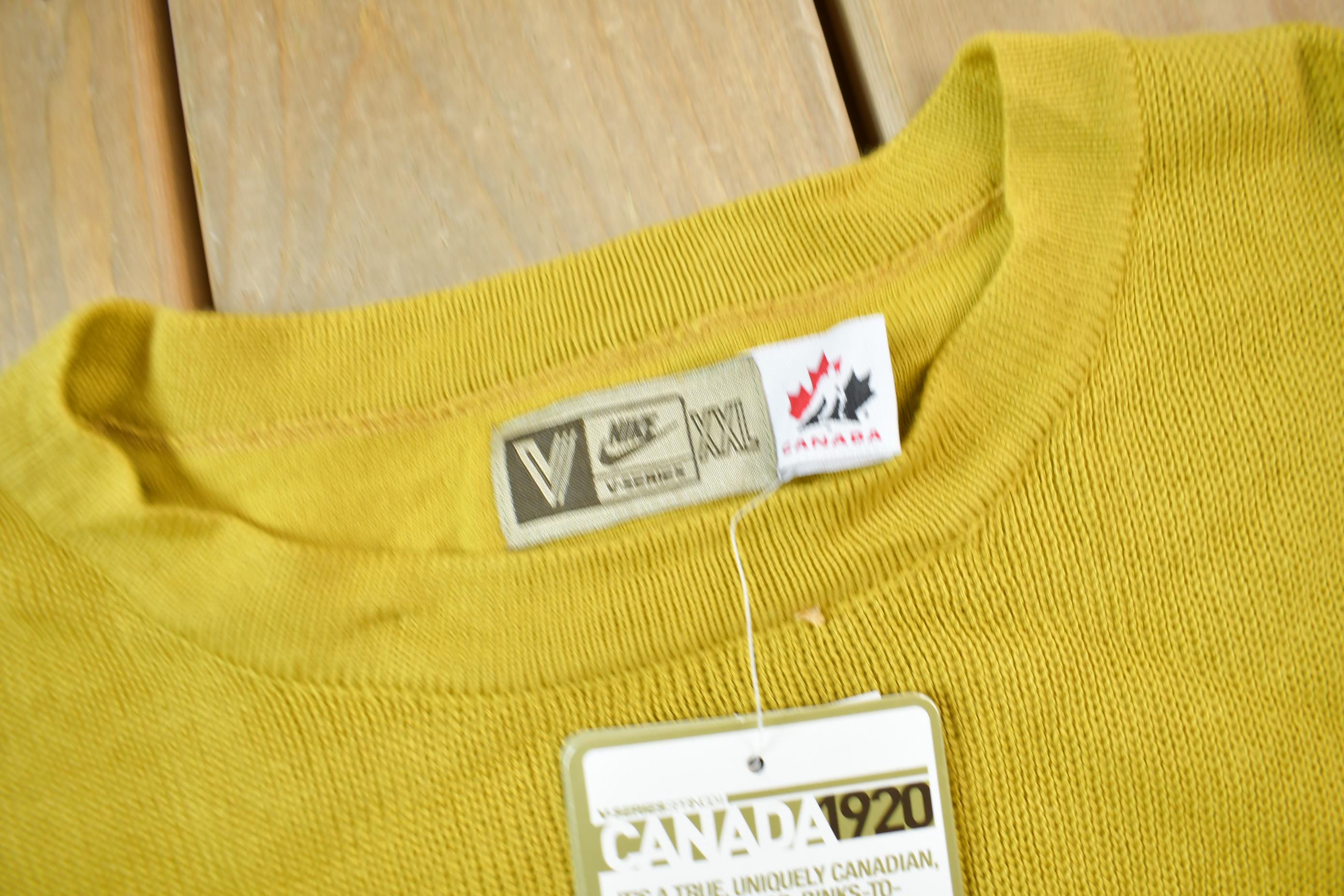 Vintage Y2K Deadstock Nike Winnipeg Falcons Canada Knit Crewneck Sweater