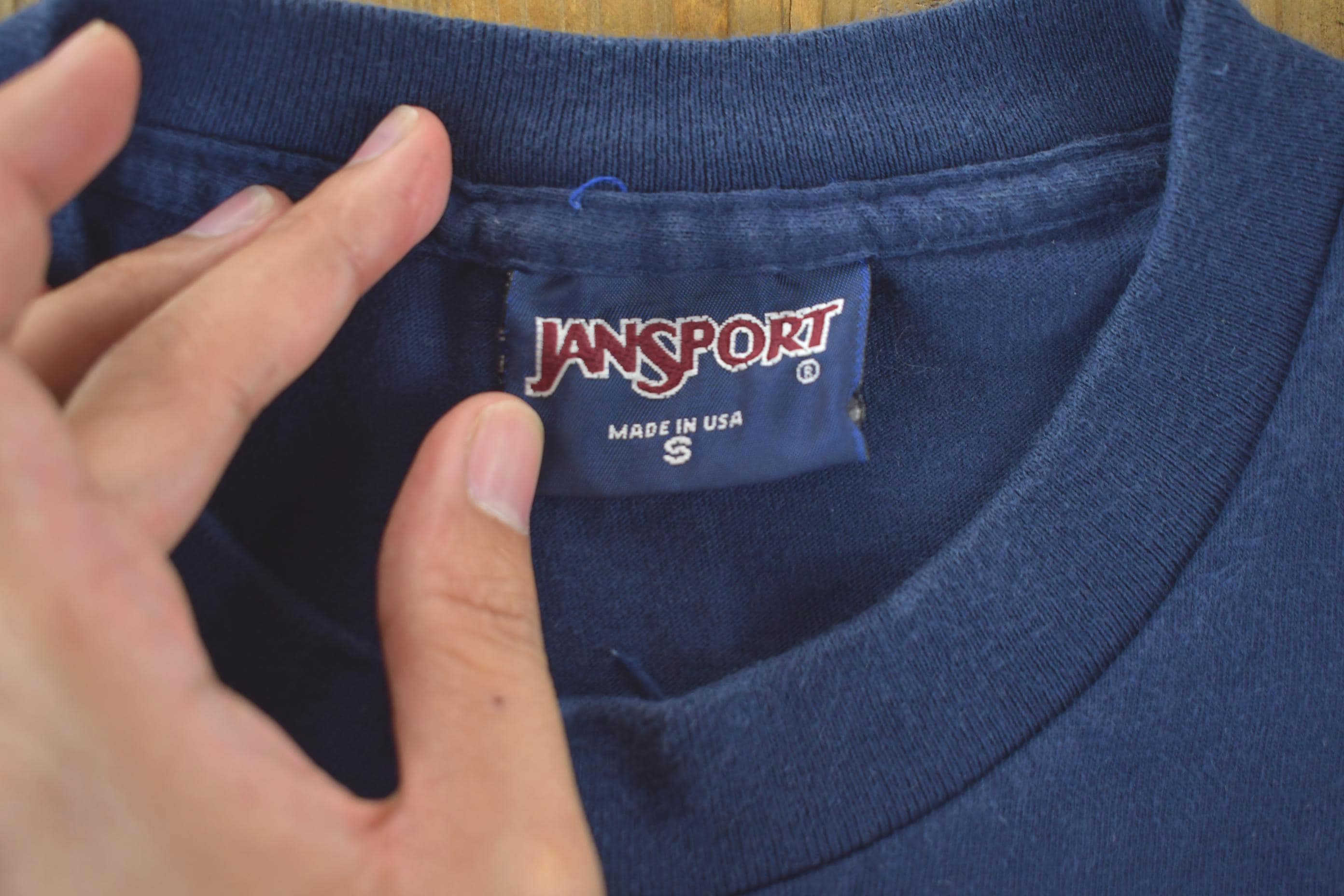 Vintage 1990s Jansport George Washington University T-Shirt