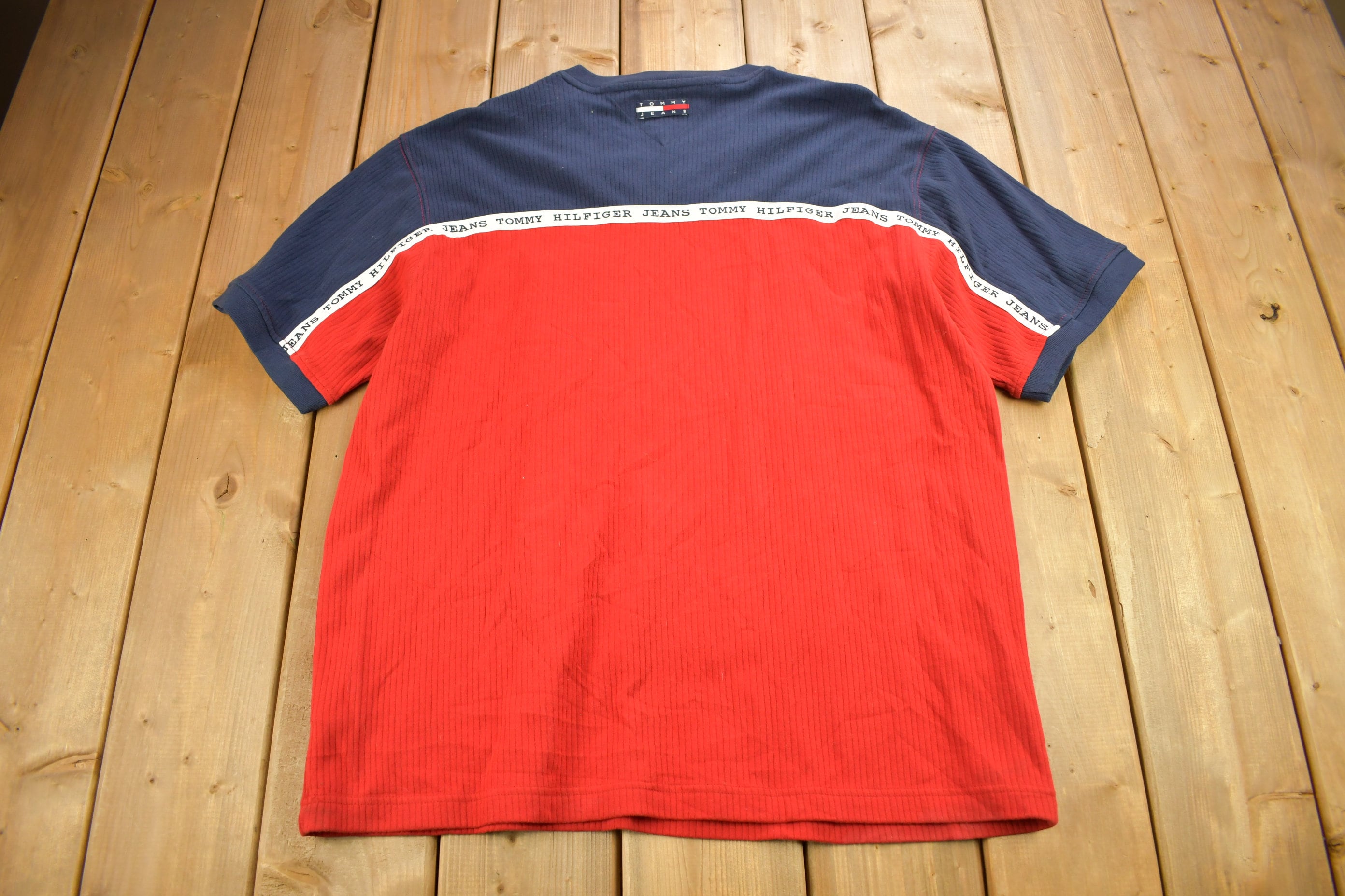 Vintage 1990s Tommy Hilfiger Tommy Jeans Embroidered T-Shirt