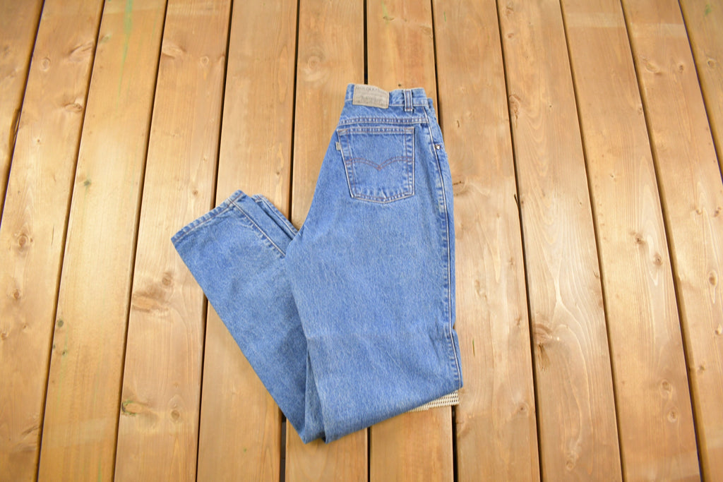 Vintage 1990s Levi's & Strauss 900 Series Jeans Size 29