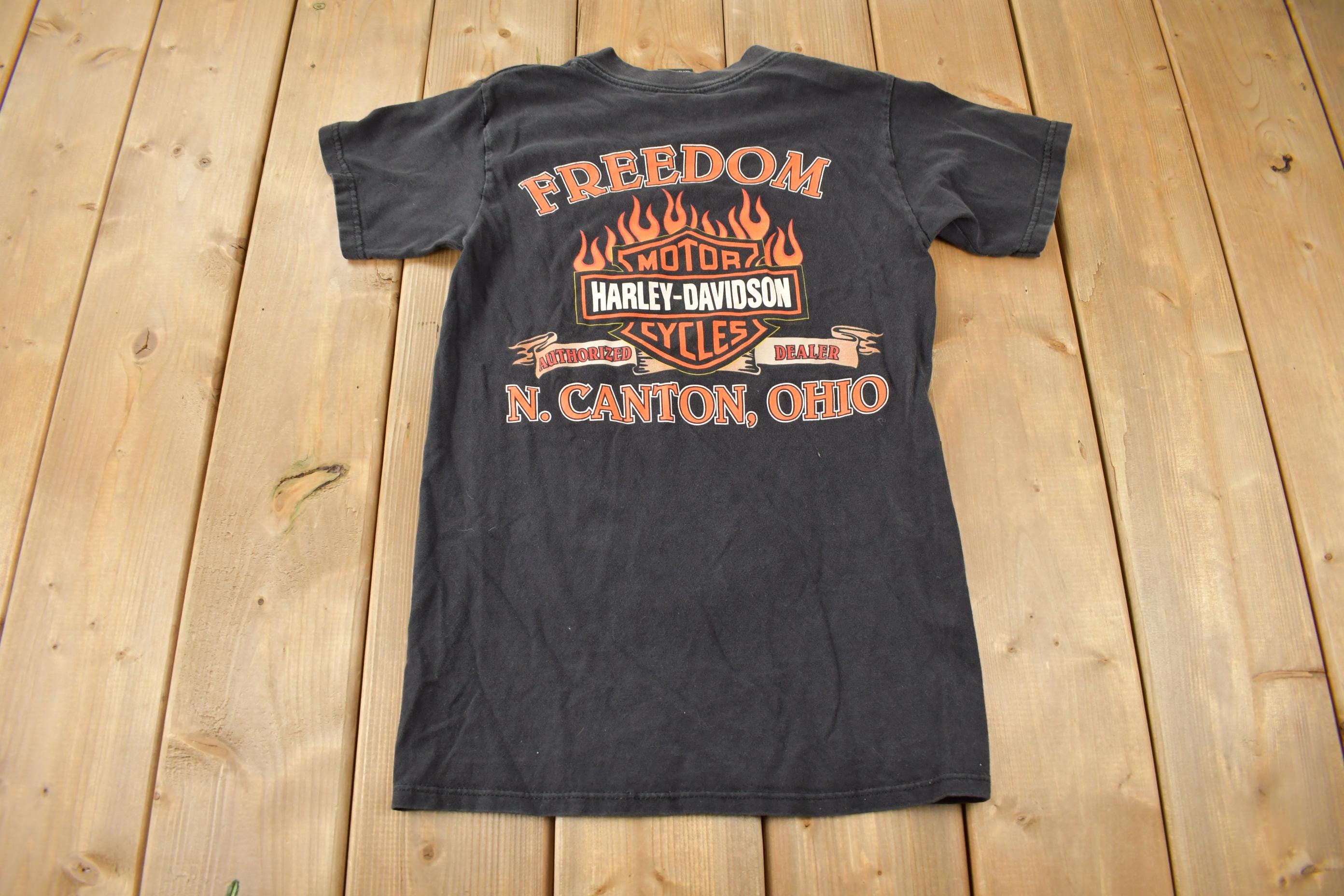 Vintage 2000 Harley Davidson Motorcycles N. Canton Ohio Freedom Graphic T-Shirt
