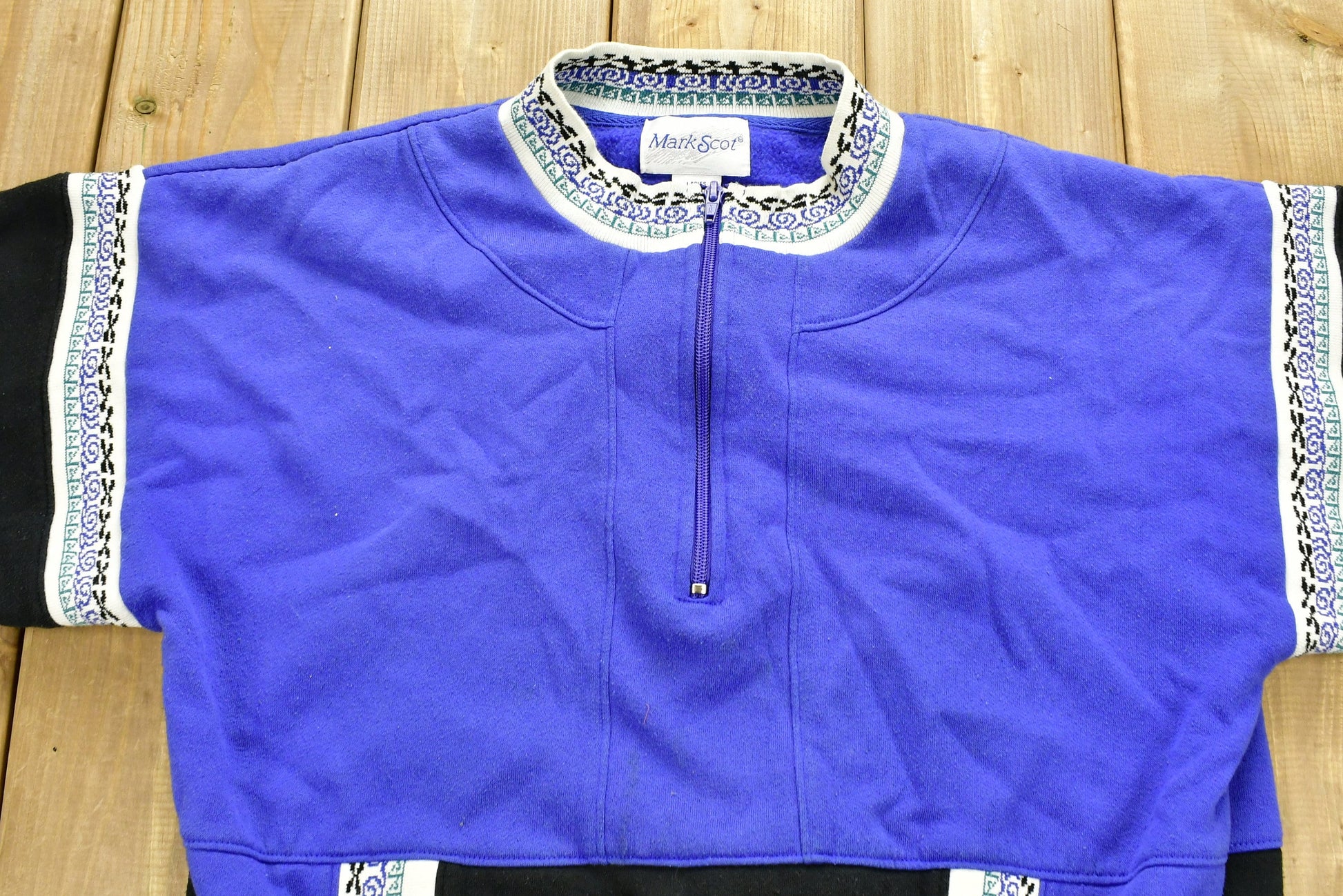 Vintage 1990s Abstract Aztec Quarter Zip Crewneck Sweatshirt / 90s Crewneck / Mark Scot / Athleisure / Streetwear / Women's Sweater