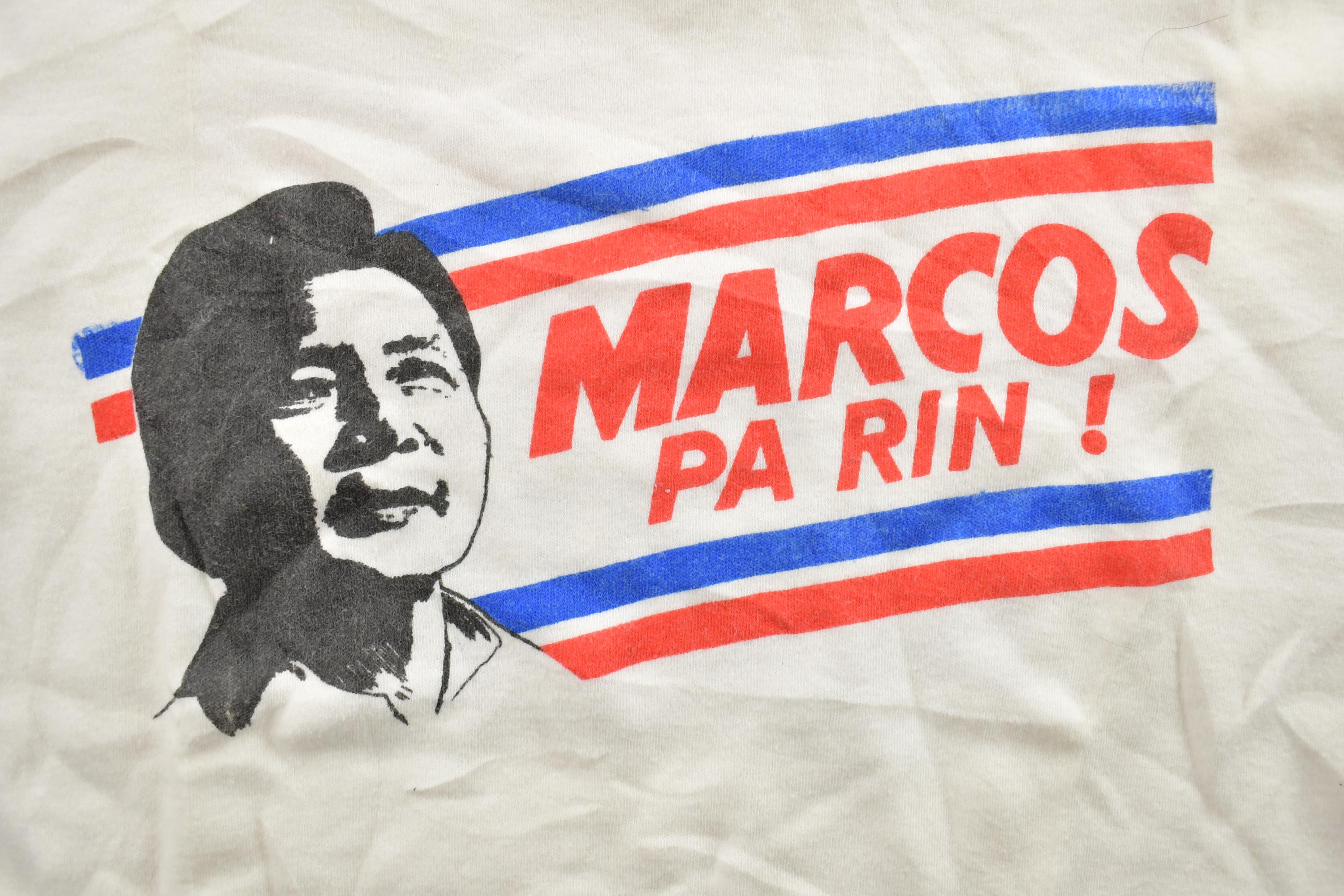 Vintage 1970s Golden Anchor Marcos Pa Rin Graphic T-Shirt