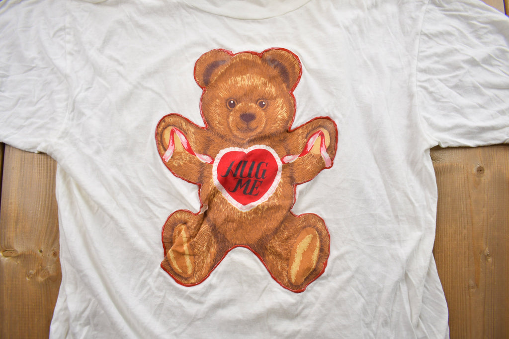 Vintage 1990s Hug Me Teddy Bear Gitano Graphic T Shirt