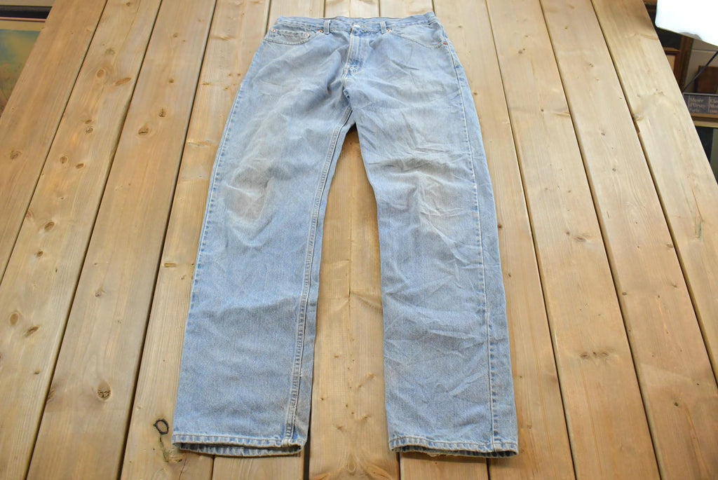 Vintage 1990s Levi's 505 Regular Fit Denim Jeans Men's 32 x 34 / 90s Levi's / Streetwear