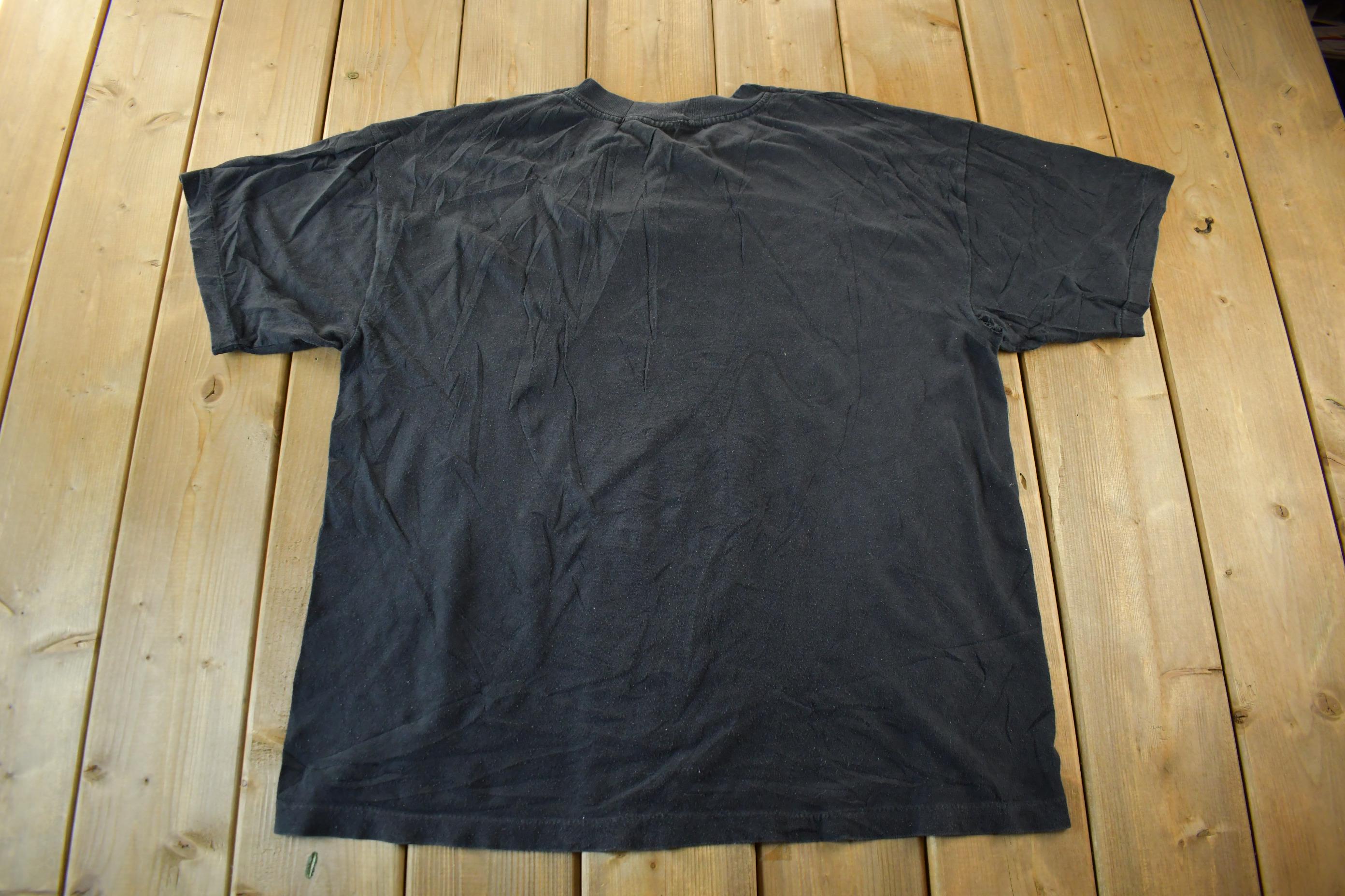 Vintage 1993 Minnesota Vikings NFL Graphic T-Shirt