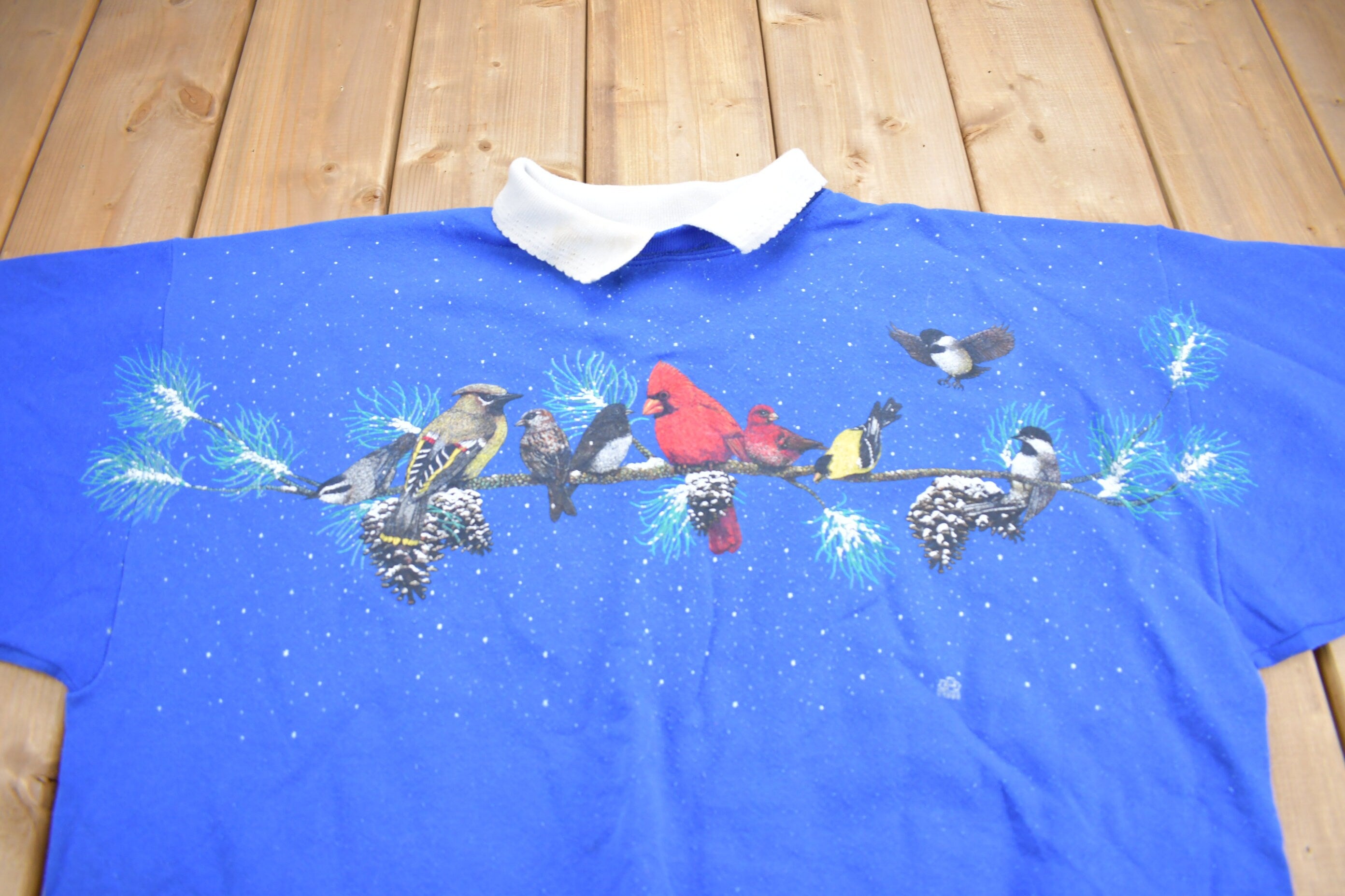 Vintage 1996 Cardinal Bird Winter Theme Graphic Cute Crewneck