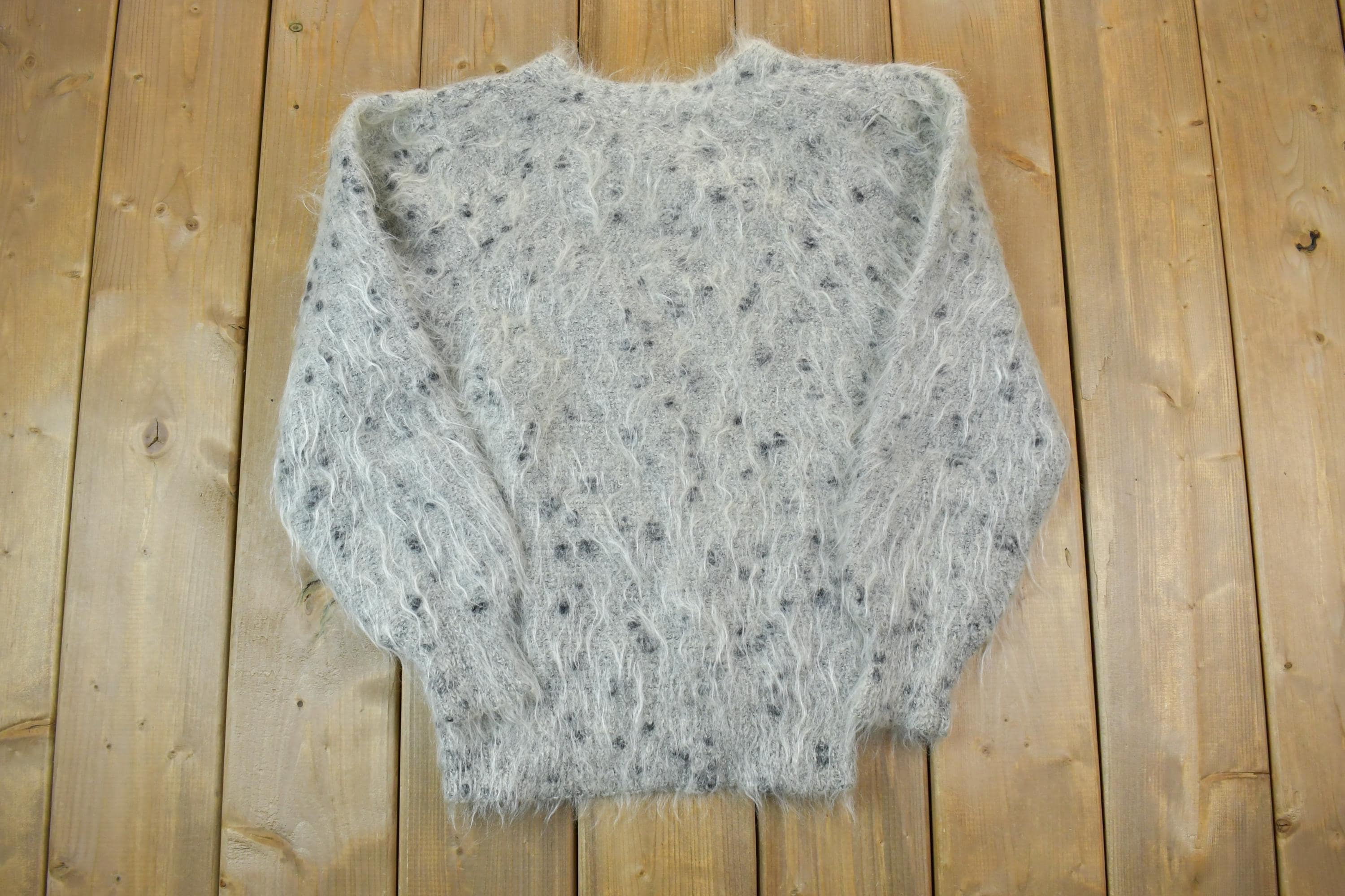 Vintage 1990s Charlie 100% Fuzzy Wool Knit Sweater