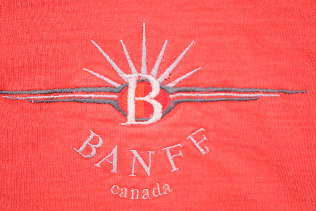 Vintage 1990s Banff Canada Crewneck Sweatshirt / 90s Crewneck / Souvenir Sweater / Streetwear / Travel And Vacation / Banff Vintage
