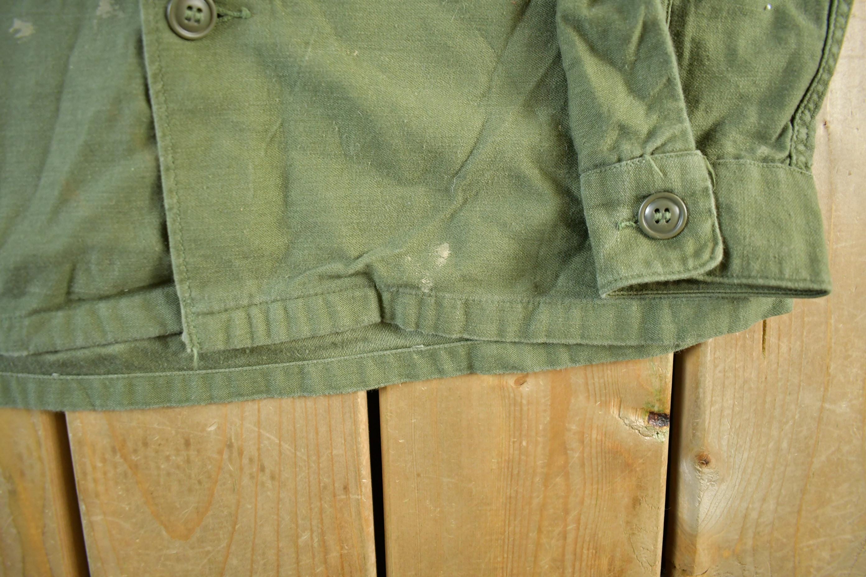Vintage 1960s OG-107 Military Sateen Shirt Men's Medium
