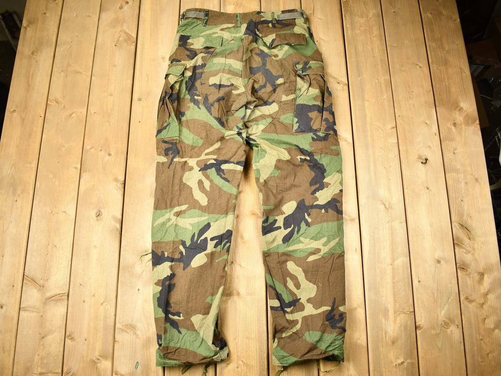 Vintage 2001 Military Woodland Camouflage Cargo Pocket Pants Size 34 x 31