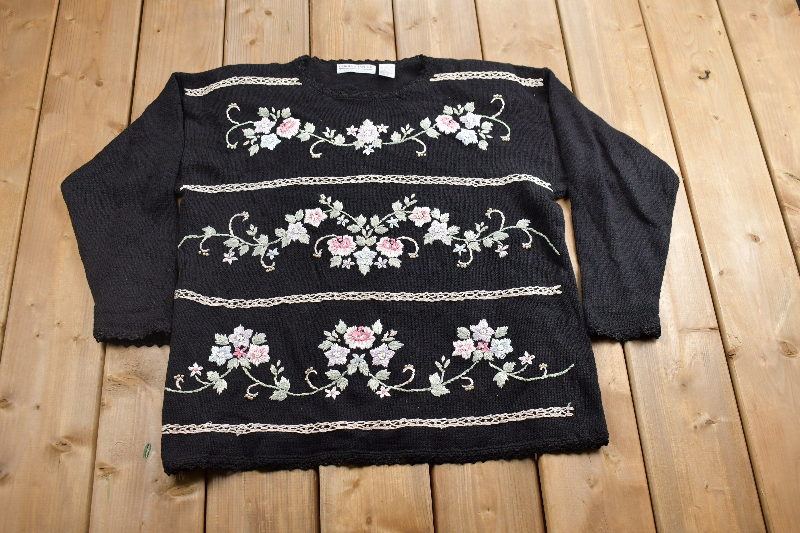 Vintage 1990s Carolyn Taylor Knitted Floral Crewneck Sweater