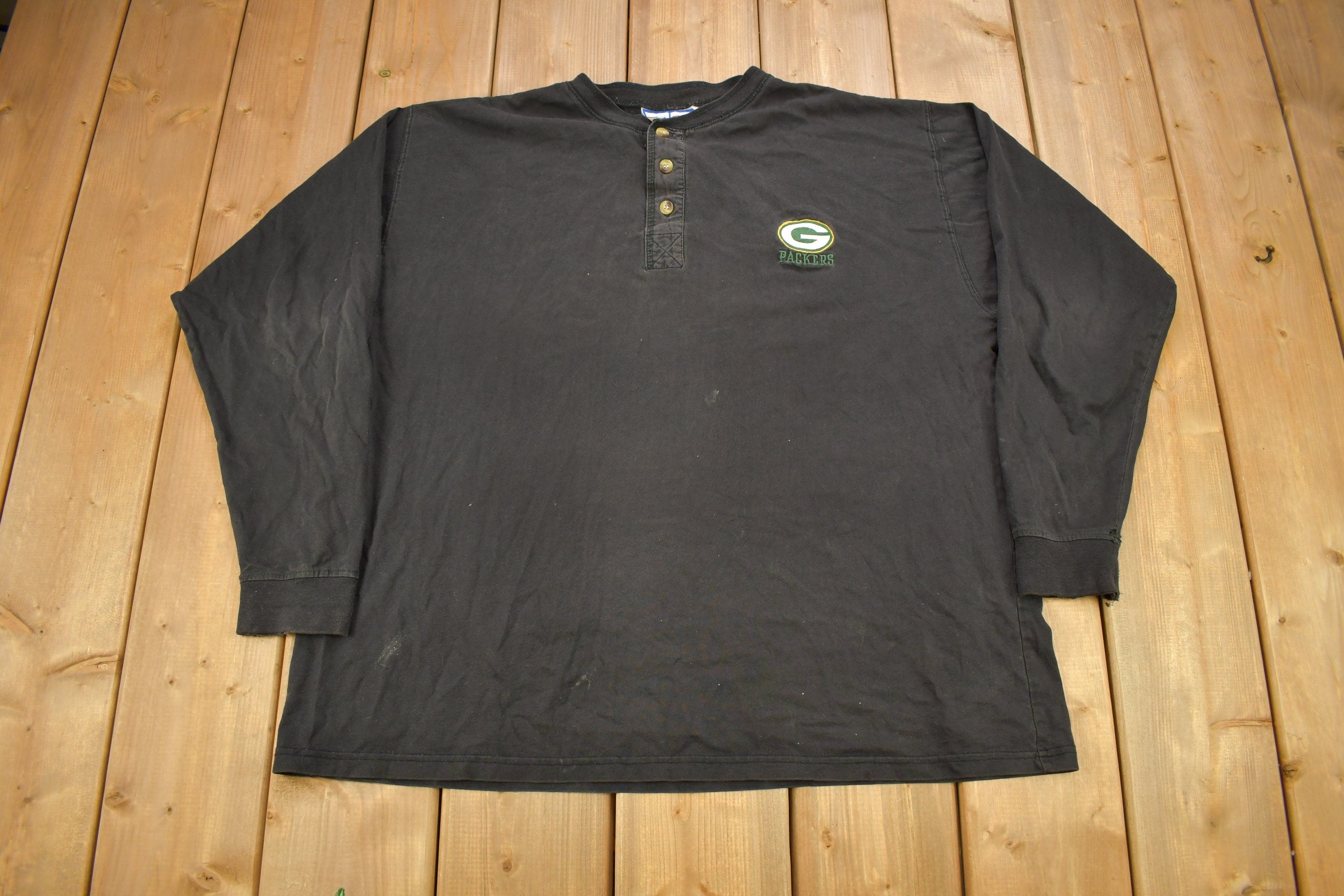 Vintage 1990s Green Bay Packers NFL Long Sleeve Henley T-Shirt