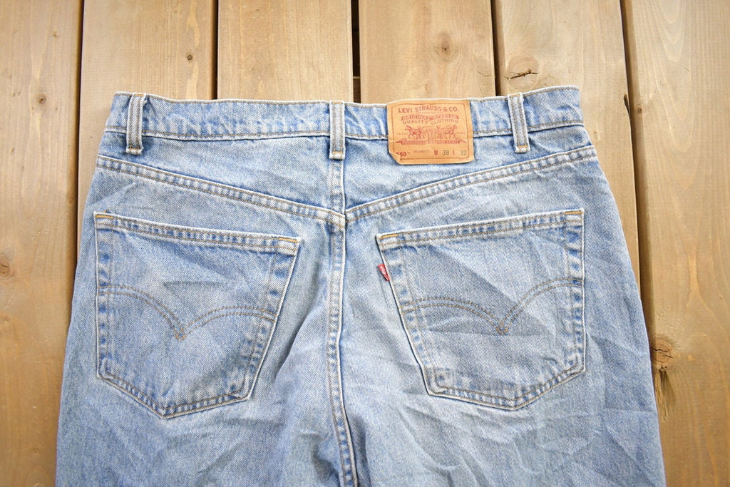 Vintage 1990s Levi's 550 Jeans Size 38x32