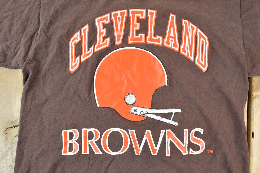 Vintage 1990s Cleveland Browns NFL Graphic T-Shirt