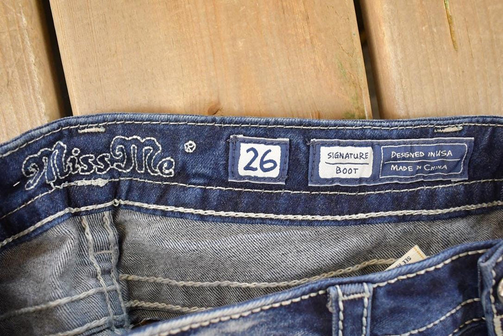 Vintage Deadstock Y2K Miss Me Bedazzled Low Rise Jeans Women's Size 26x31