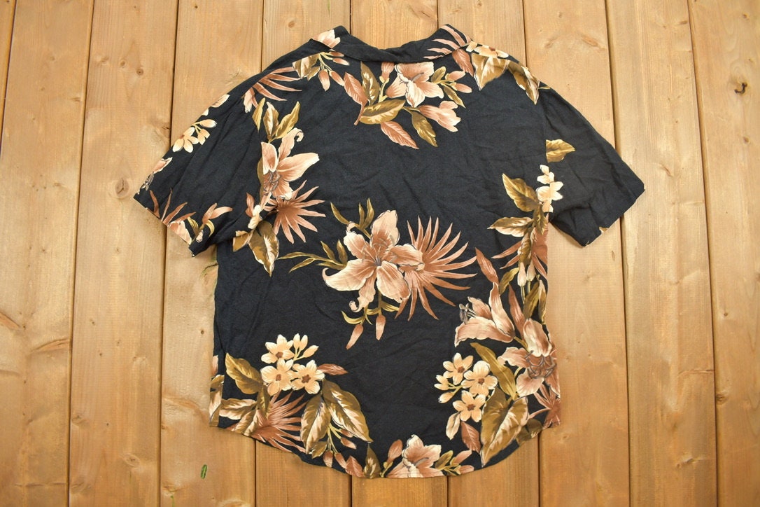 Vintage 1990s Teddi Floral Button Up Shirt