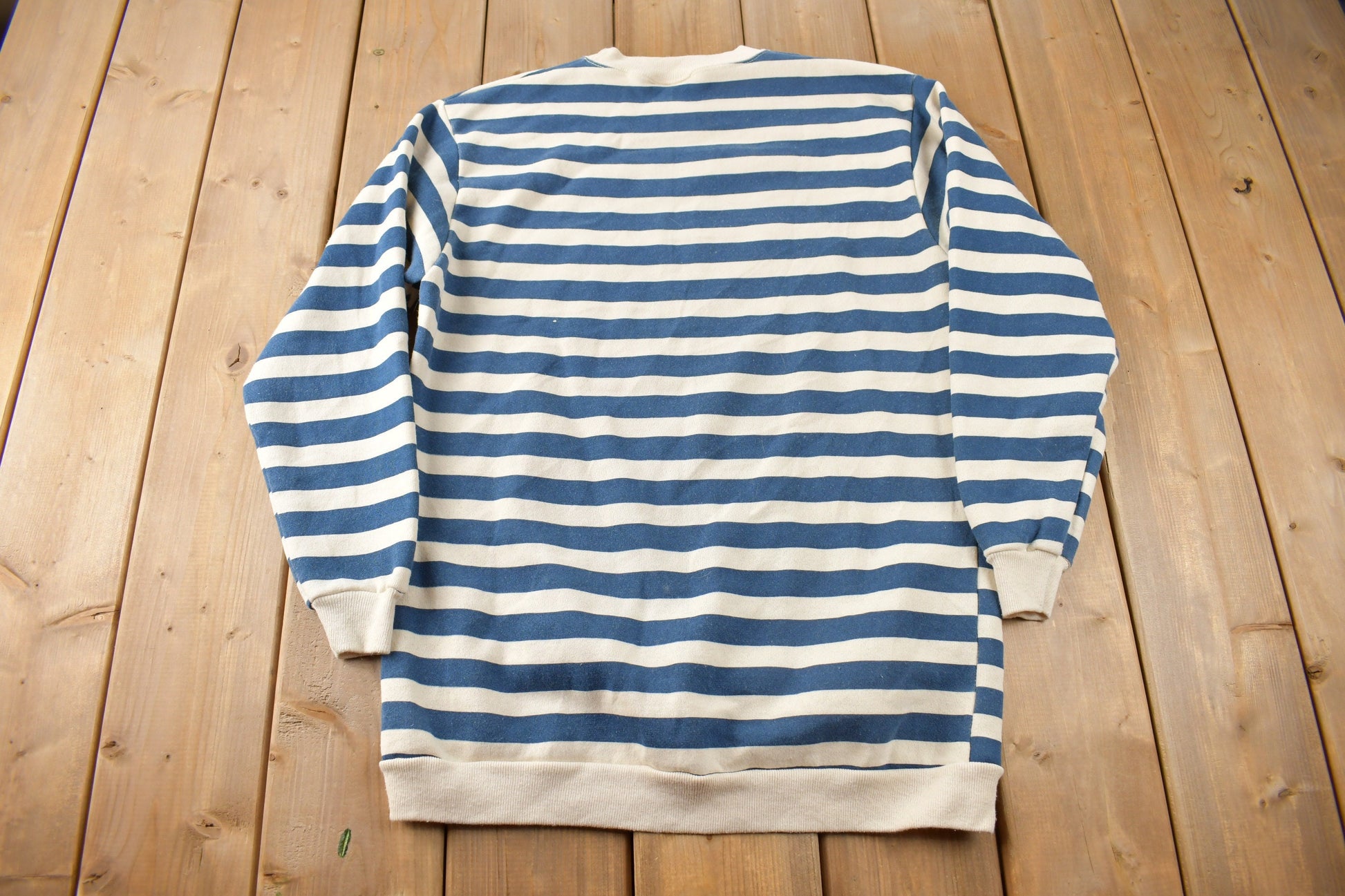 Vintage 1990s Blank Striped Women's Hanes Crewneck Sweatshirt Made In USA