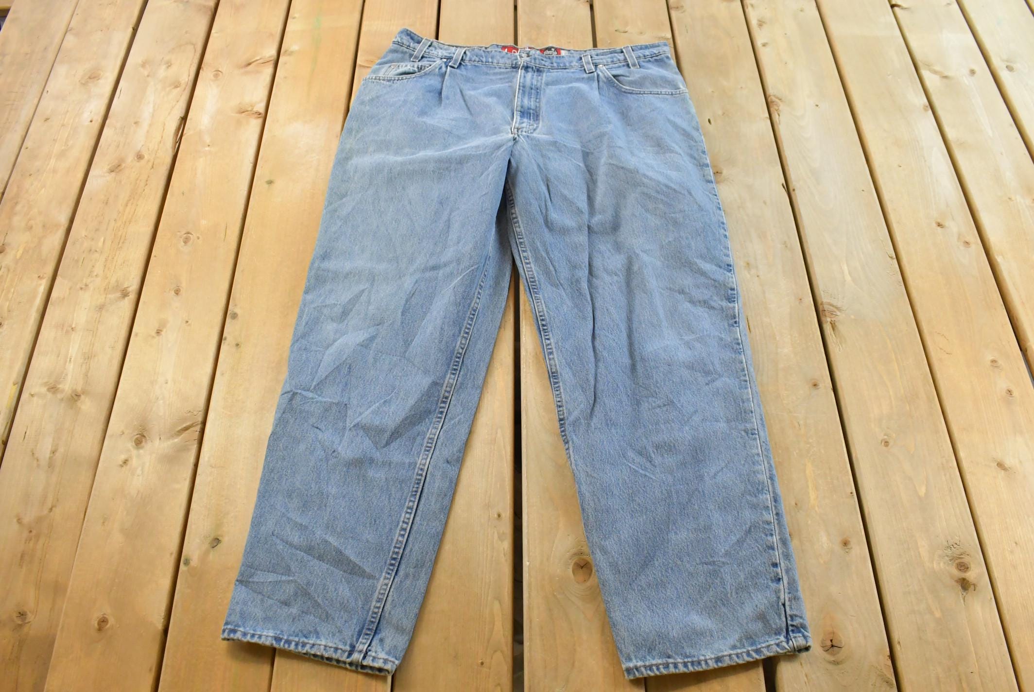 Vintage 1990s Levi Silver Tab Loose Wide Leg Denim Blue Jeans Men's 37 x 32 / 90s Silvertabs / Streetwear / Baggy Jeans / Made in USA