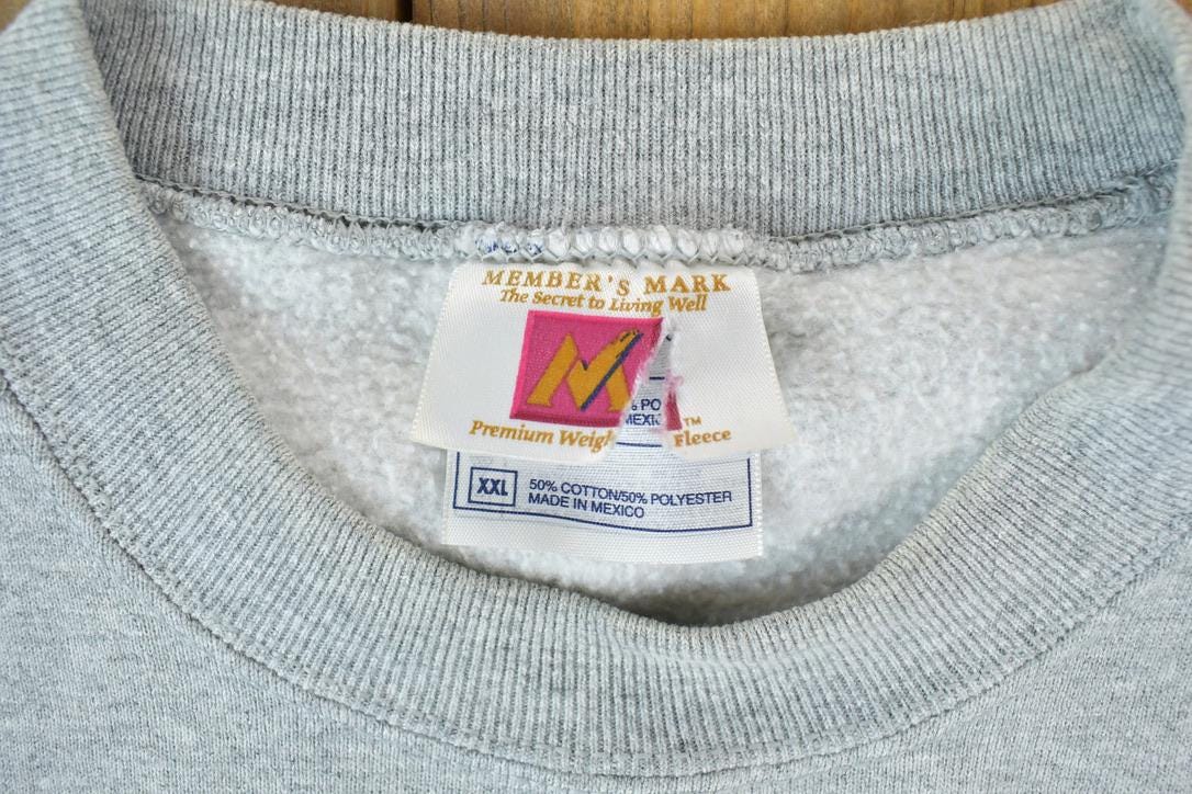 Vintage 1990s USA American Flag Crewneck Sweatshirt