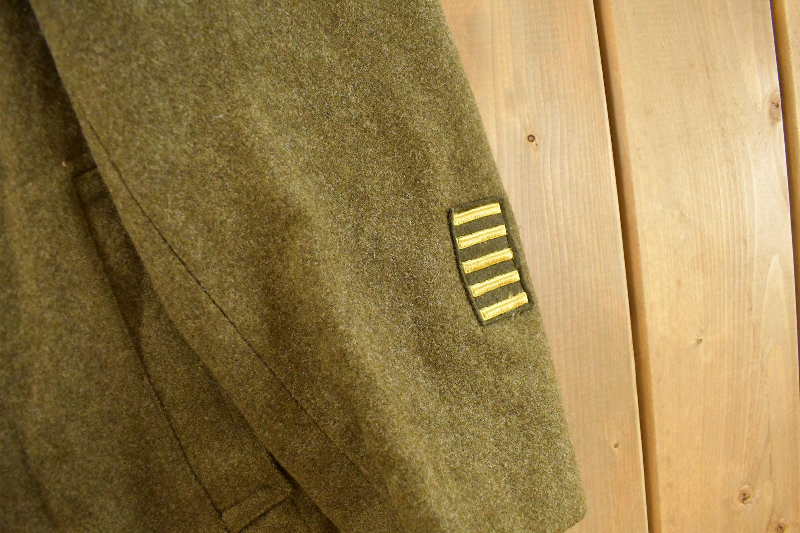 Vintage 1940s WWII Era Military Wool Trench Coat Men's M
