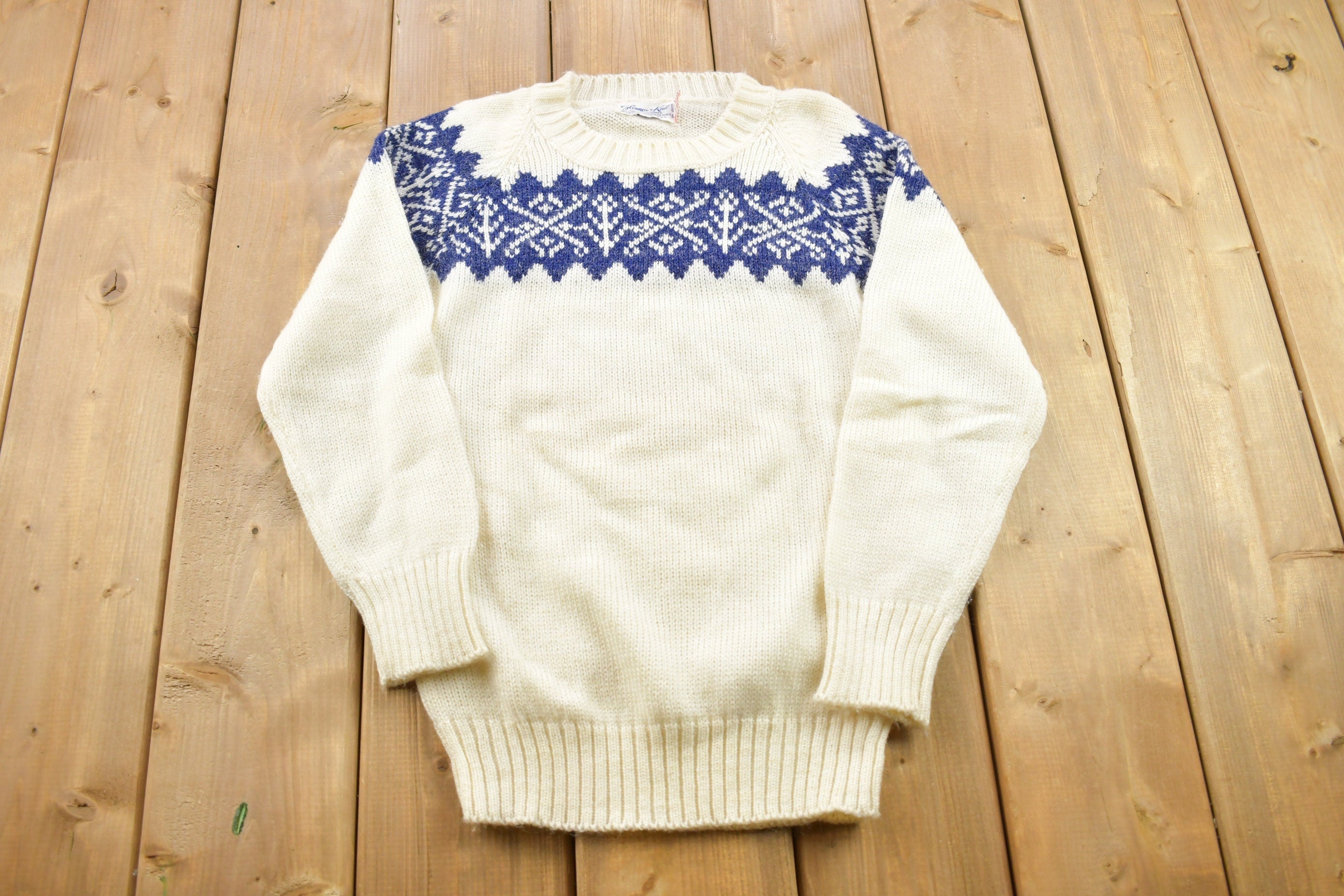 Vintage 1990s Knitted Winter Crewneck Sweater