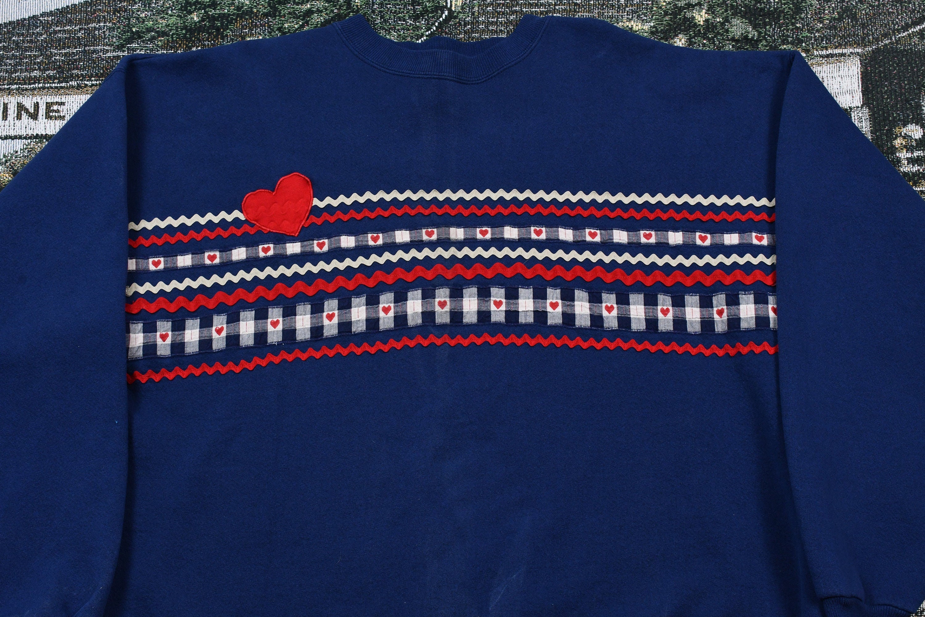 Vintage 1990s Cut And Sew Embroidered Pattern Crewneck /