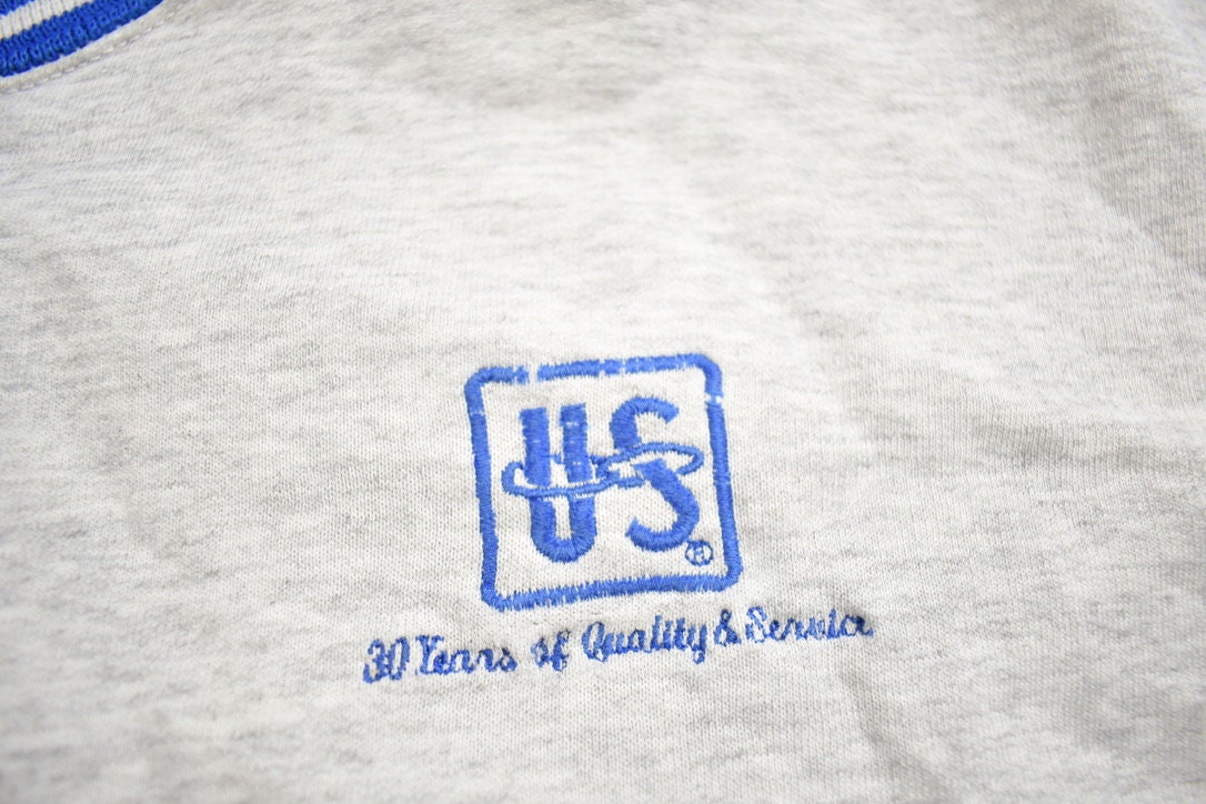 Vintage 1990s Dodger US Communications Embroidered Crewneck Sweatshirt Made In USA