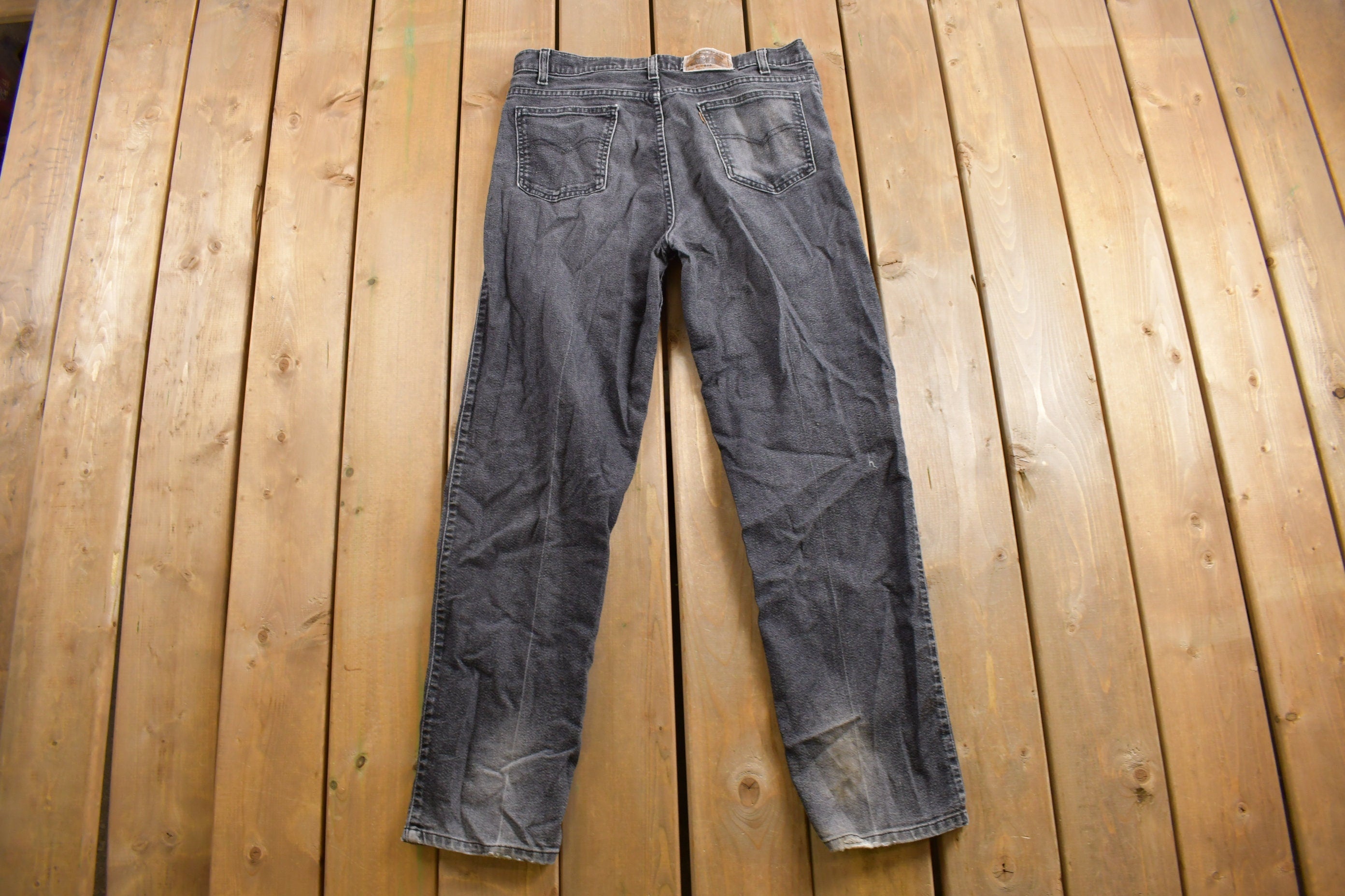 Vintage 1990s Levi's 546 Brown Tab Relaxed Fit Jeans Size 35 x 30