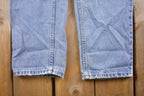 Vintage 1990s Levi's 550 Red Tab Jeans Size 32 x 31