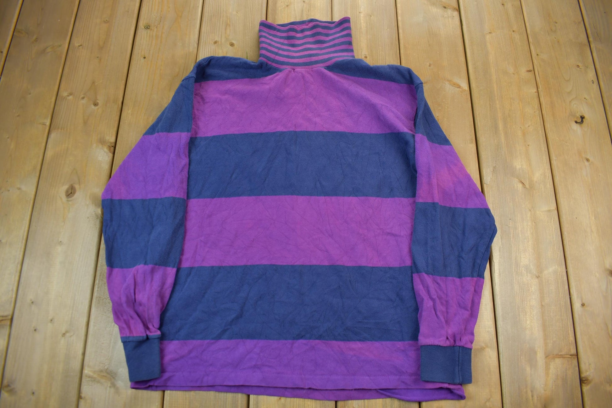 Vintage 1990s American Eagle Mutli colour Crewneck Sweatshirt