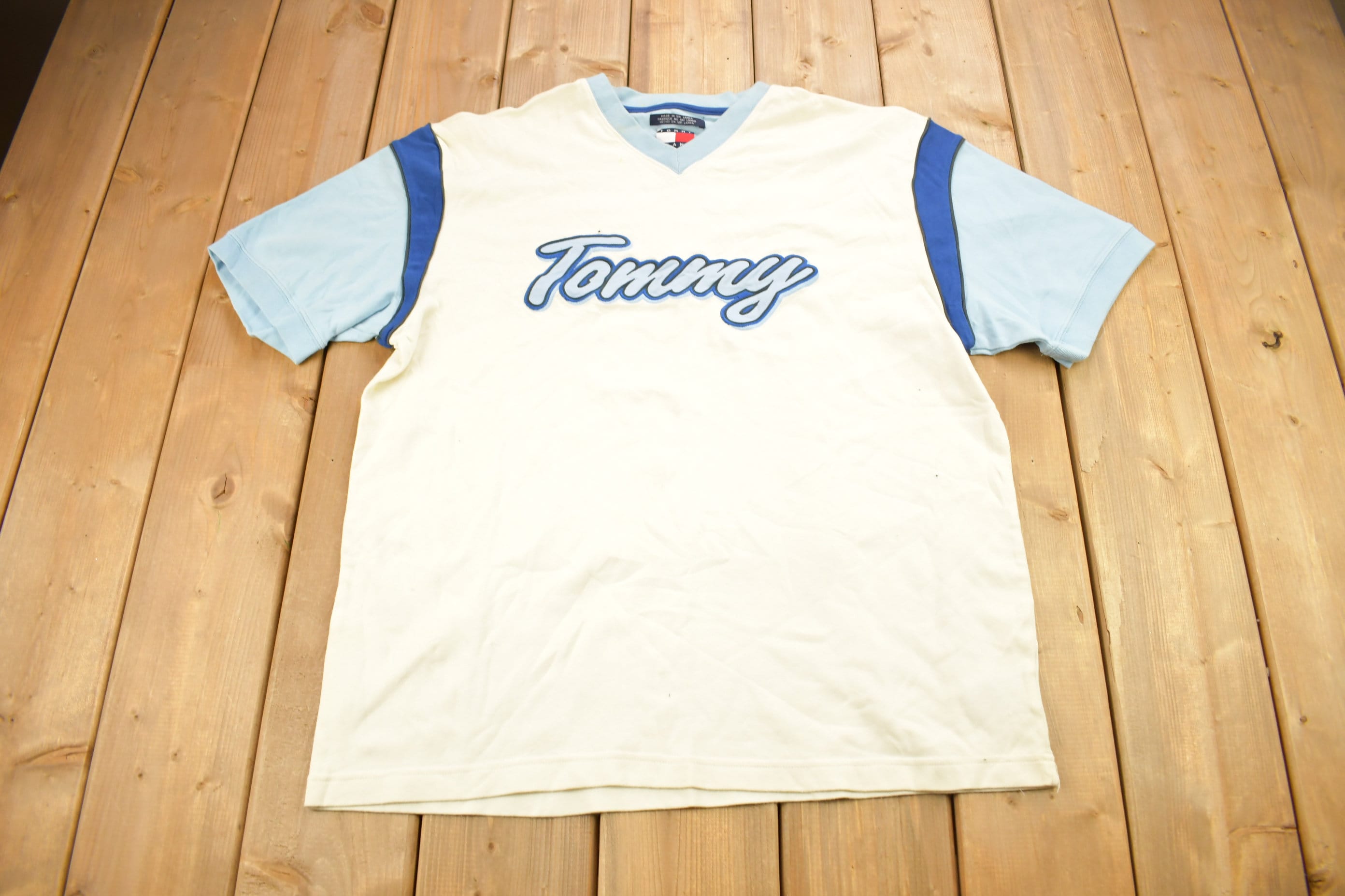 Vintage 1990s Tommy Hilfiger Tommy Jeans Embroidered T Shirt