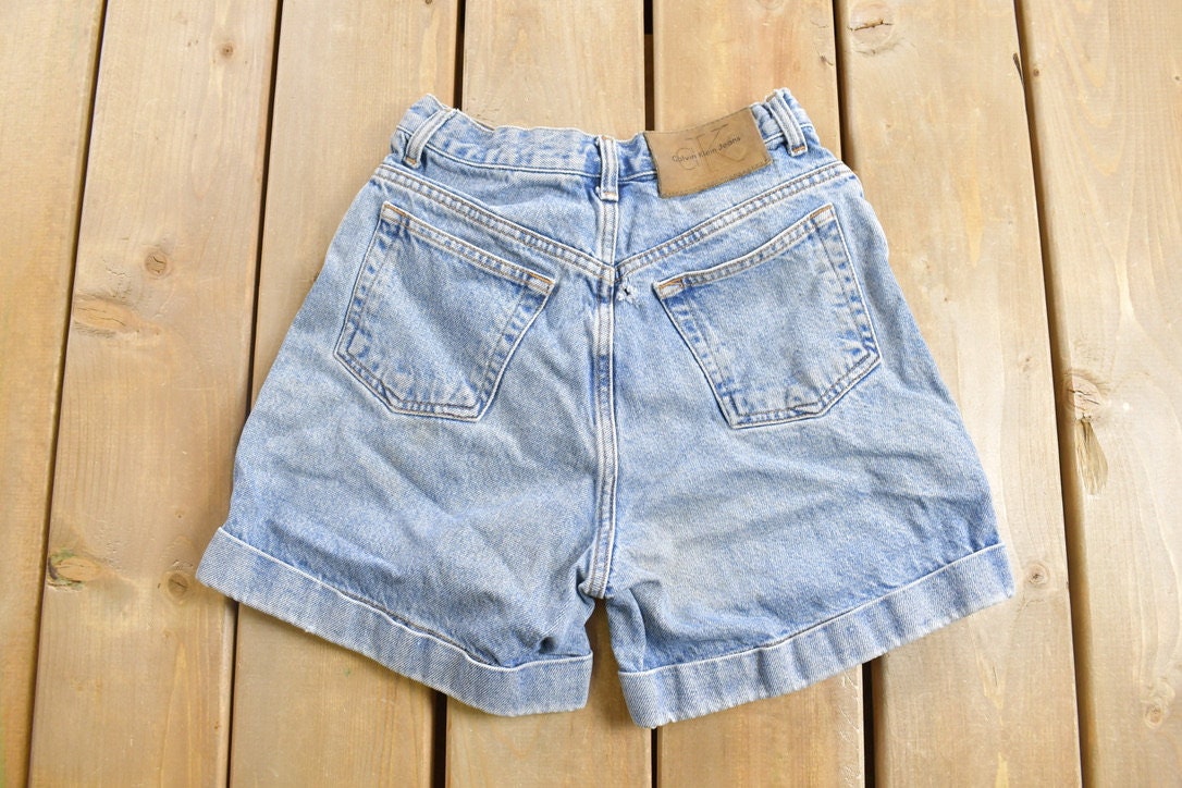 Vintage 1990s Calvin Klein Jean Shorts 24 x 4.5