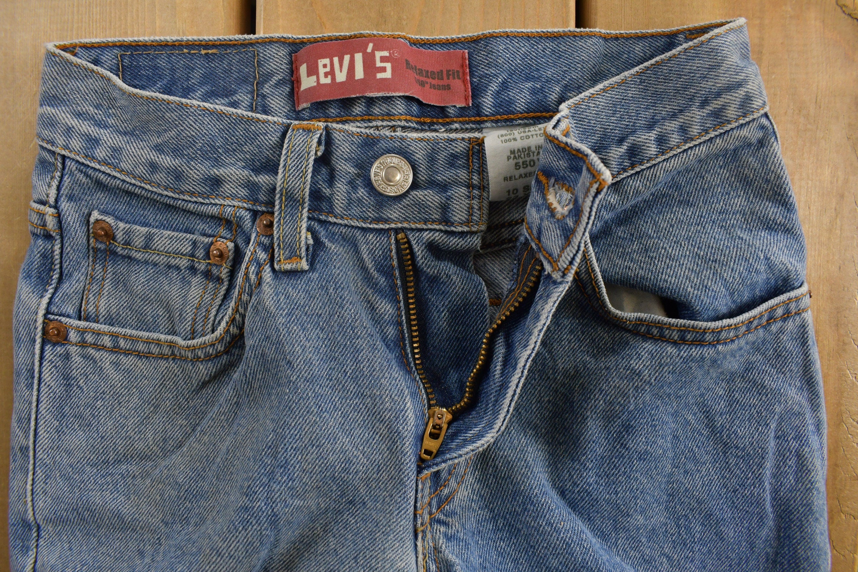 Vintage 1990s Youth Levi's 550s Jeans Size 24 x 24.5