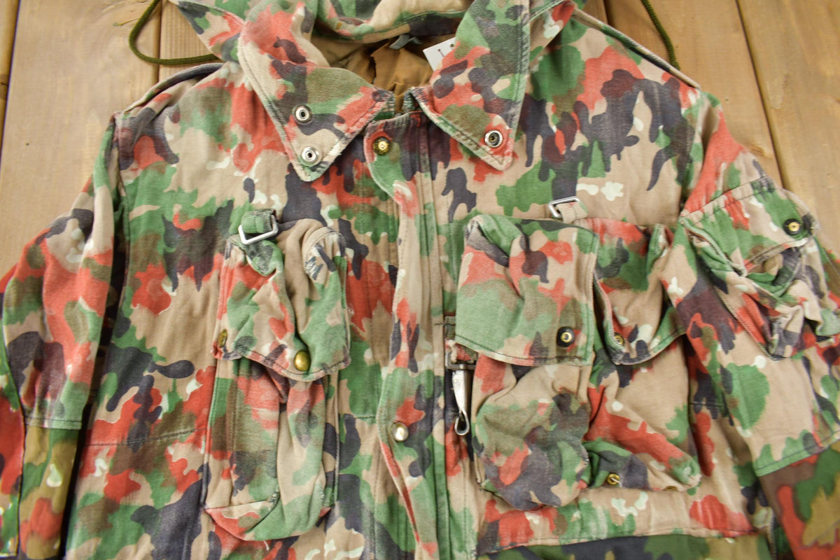 Vintage 1990s Swiss Military Alpenflage Camo Hooded Jacket