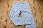 Vintage 1990s Bill Blass Light Wash High Rise Tapered Leg Jeans