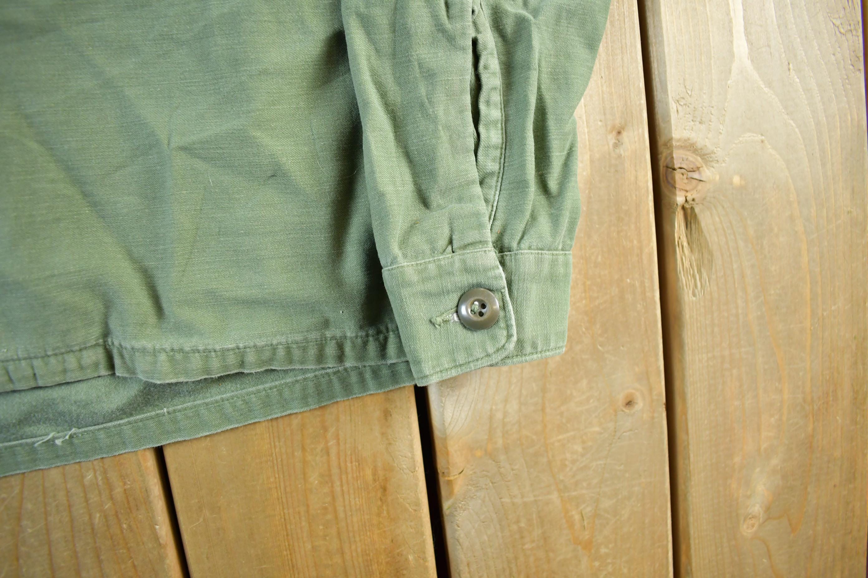 Vintage 1960s OG-107 Military Sateen Shirt Men's M-L