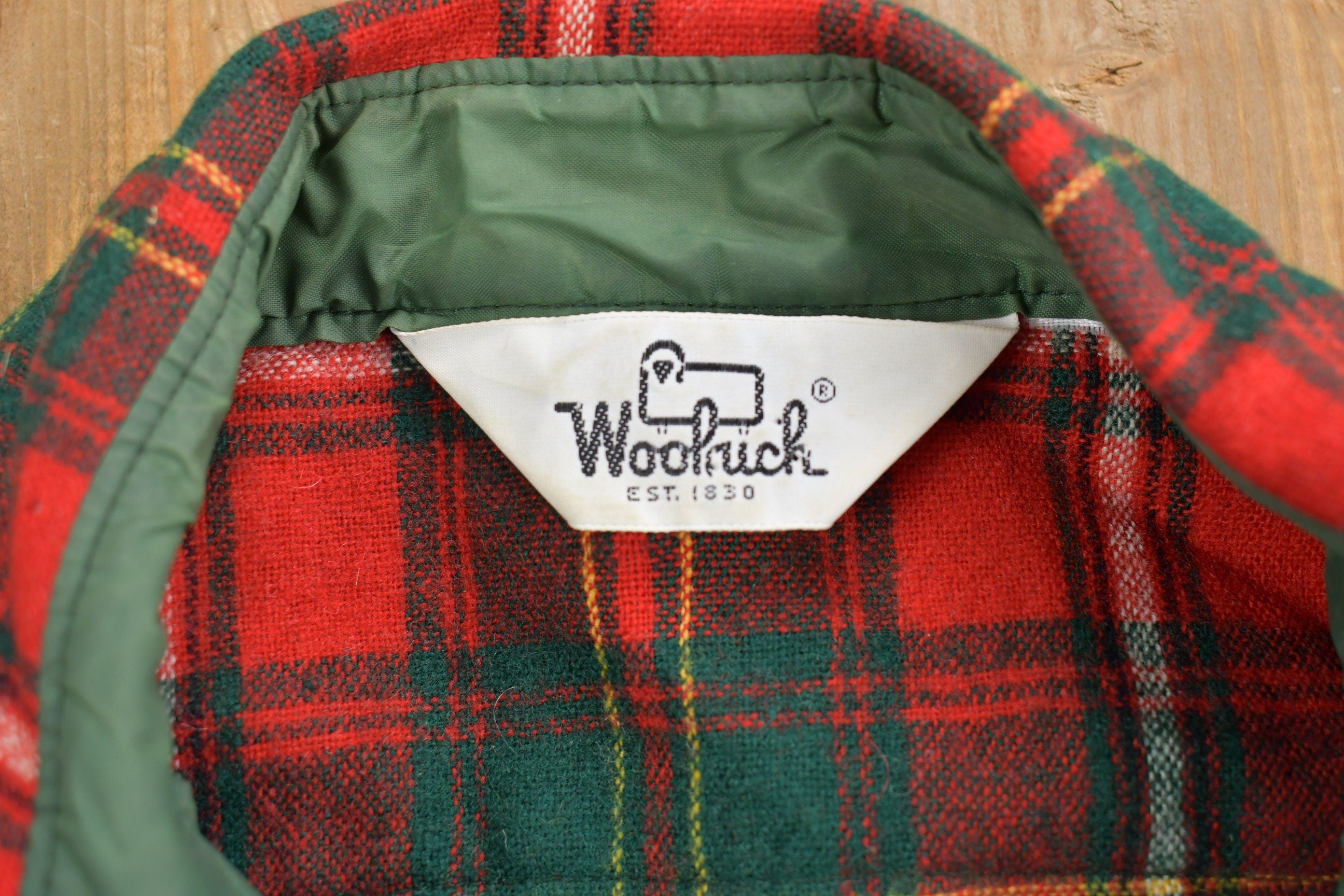 Vintage 1990s Woolrich Plaid Flannel Button Up Shirt
