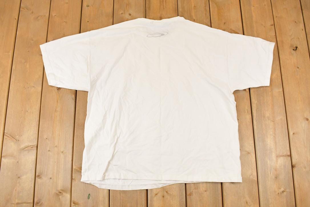 Vintage 1990s Omnera Souvenir Travel T-Shirt Men's XL