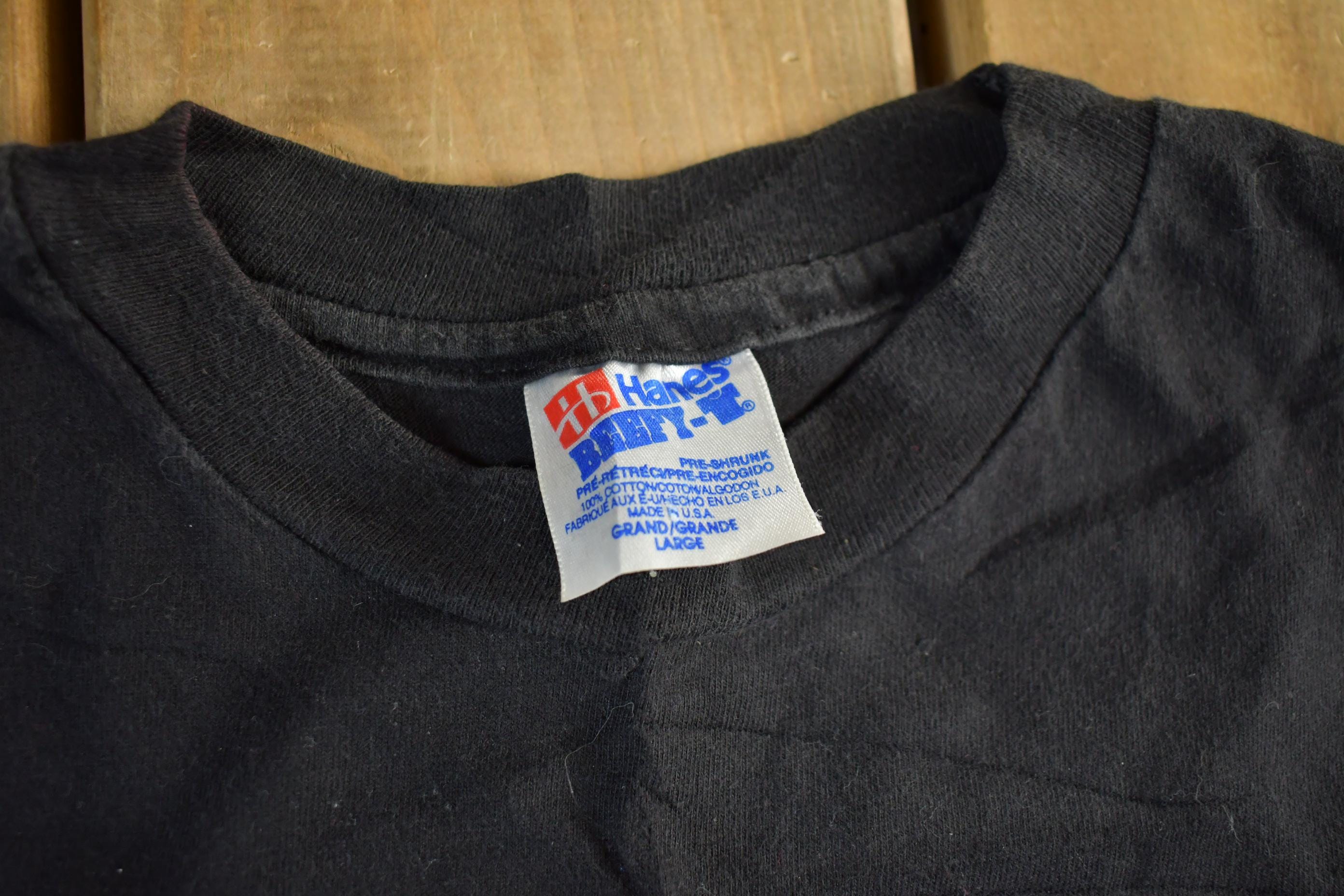 Vintage 1990s Brieland Graphics Glow In The Dark Eyes T-Shirt Men's Large