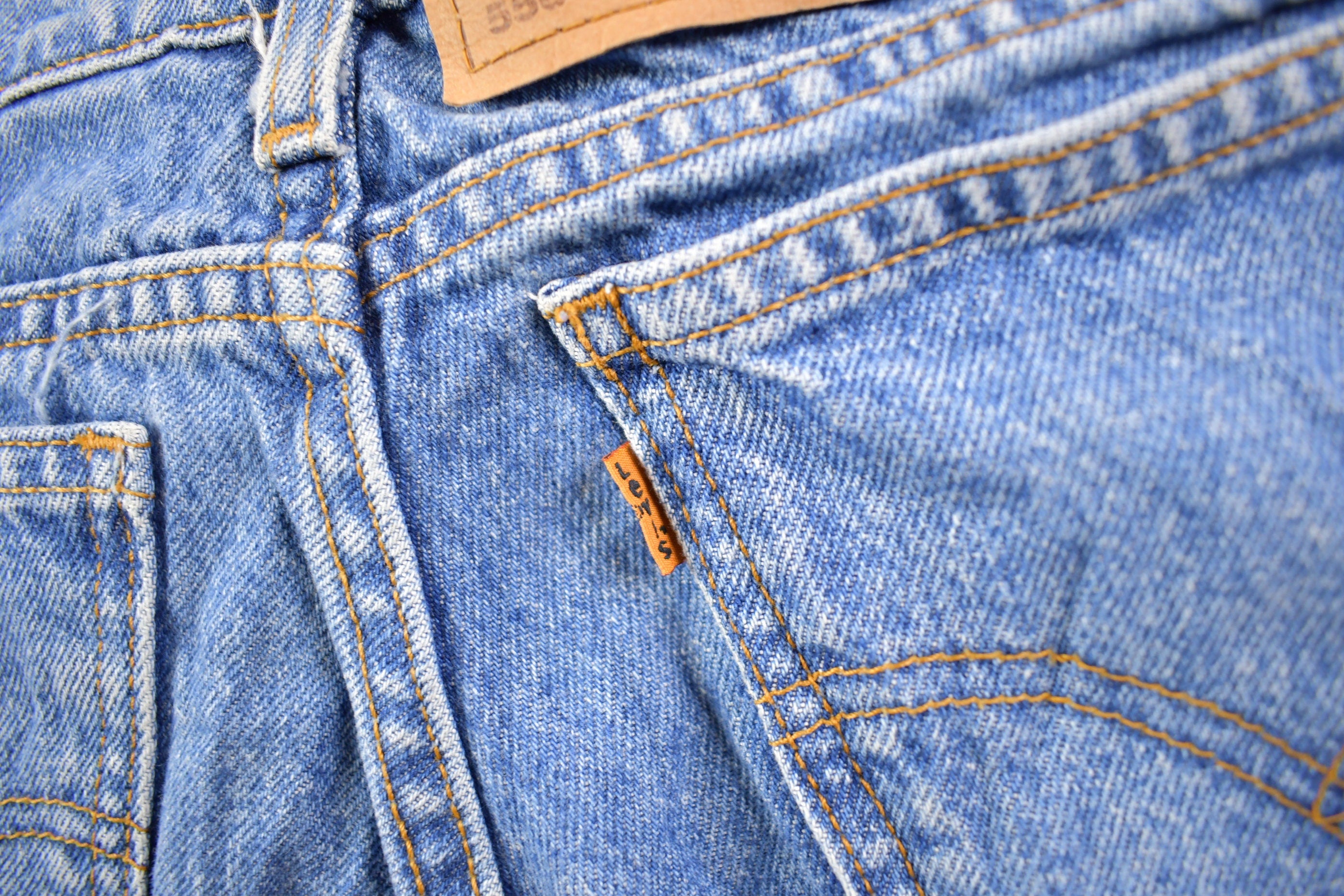 Vintage 1990s Levi's 550 Medium Wash Jeans Size 30 x 30