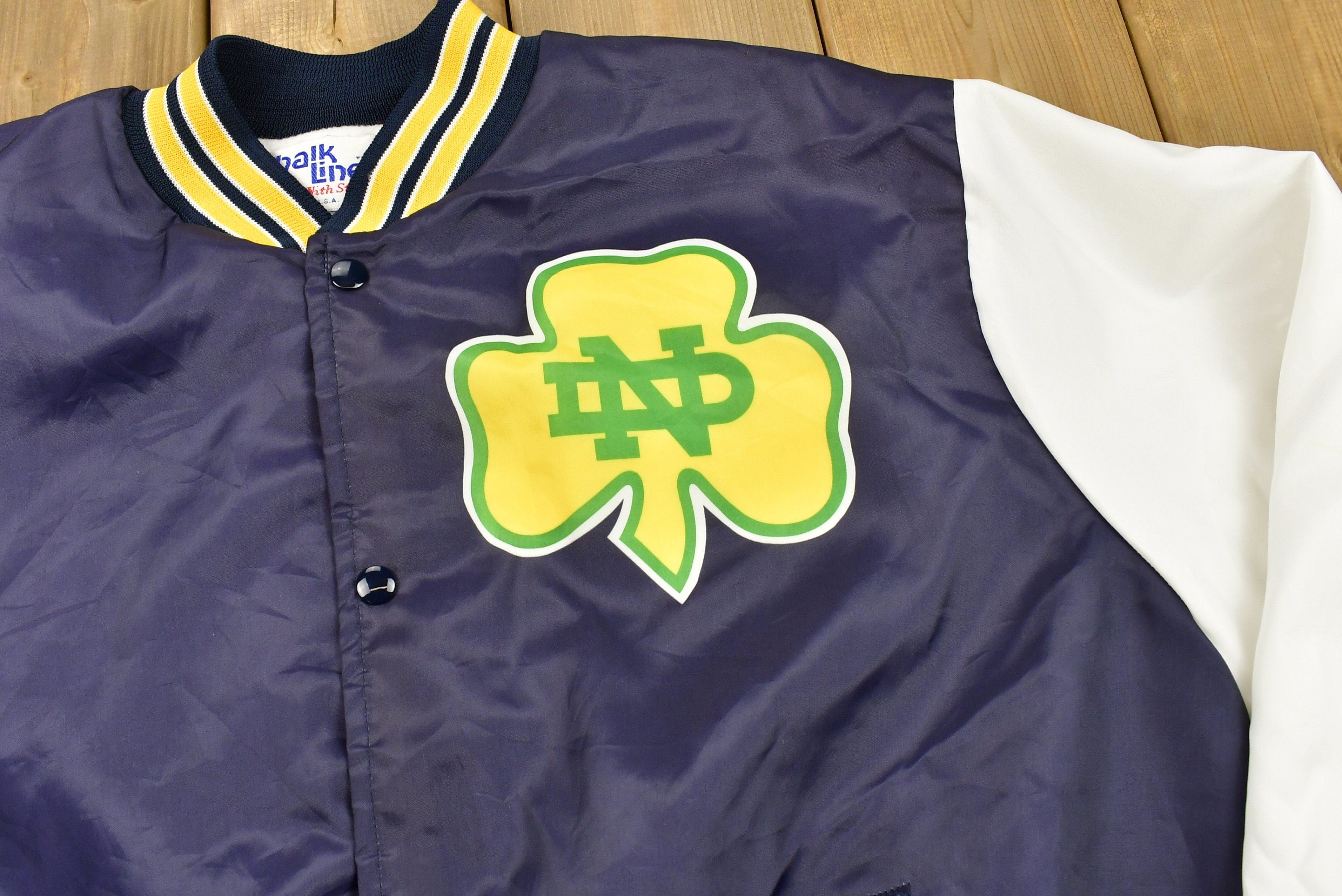 Vintage 1980s University Of Notre Dame Fighting Irish Chalk Line Collegiate Windbreaker