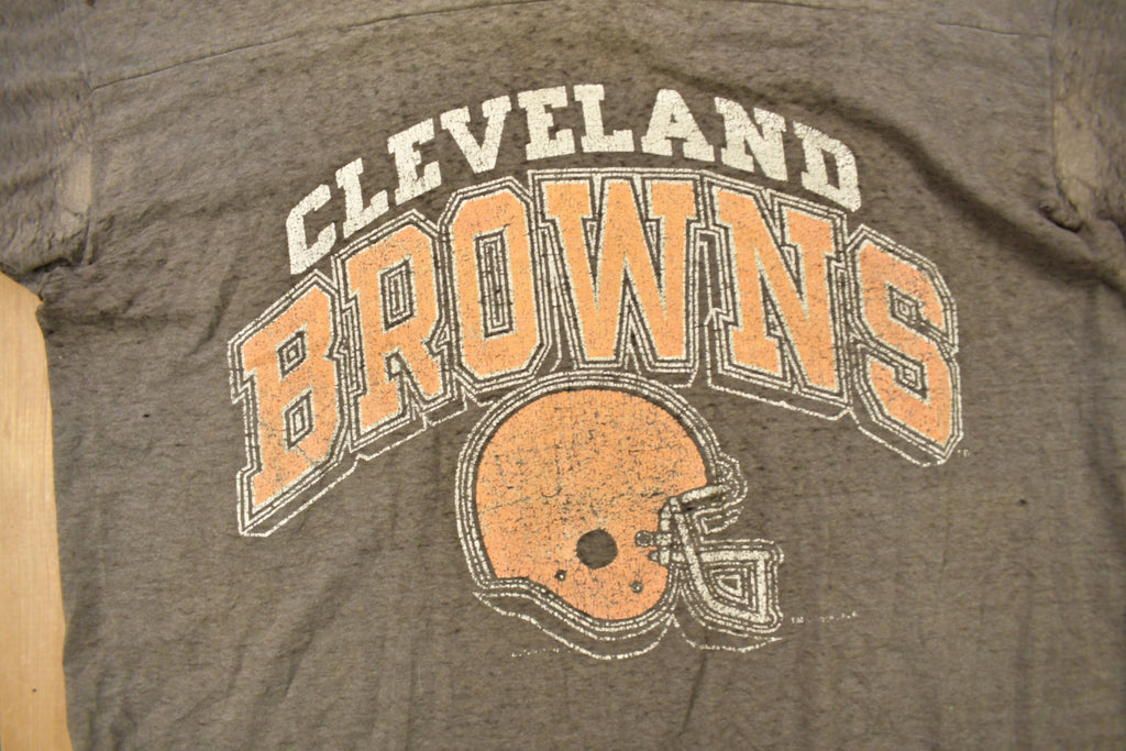 Vintage 1980s Cleveland Browns Logo 7 Graphic T-Shirt