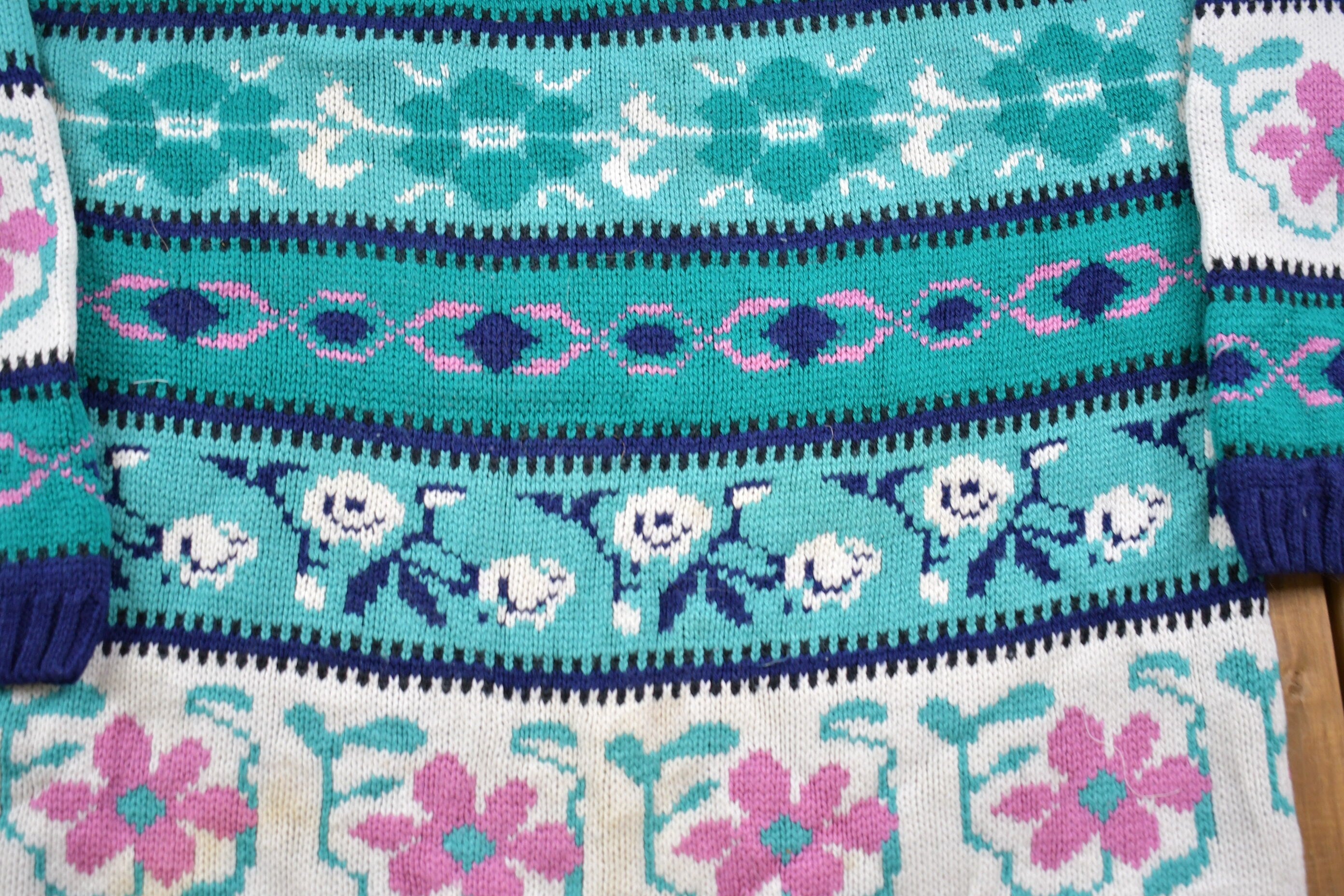 Vintage 1990s Floral All Over Print Knitted Sweater