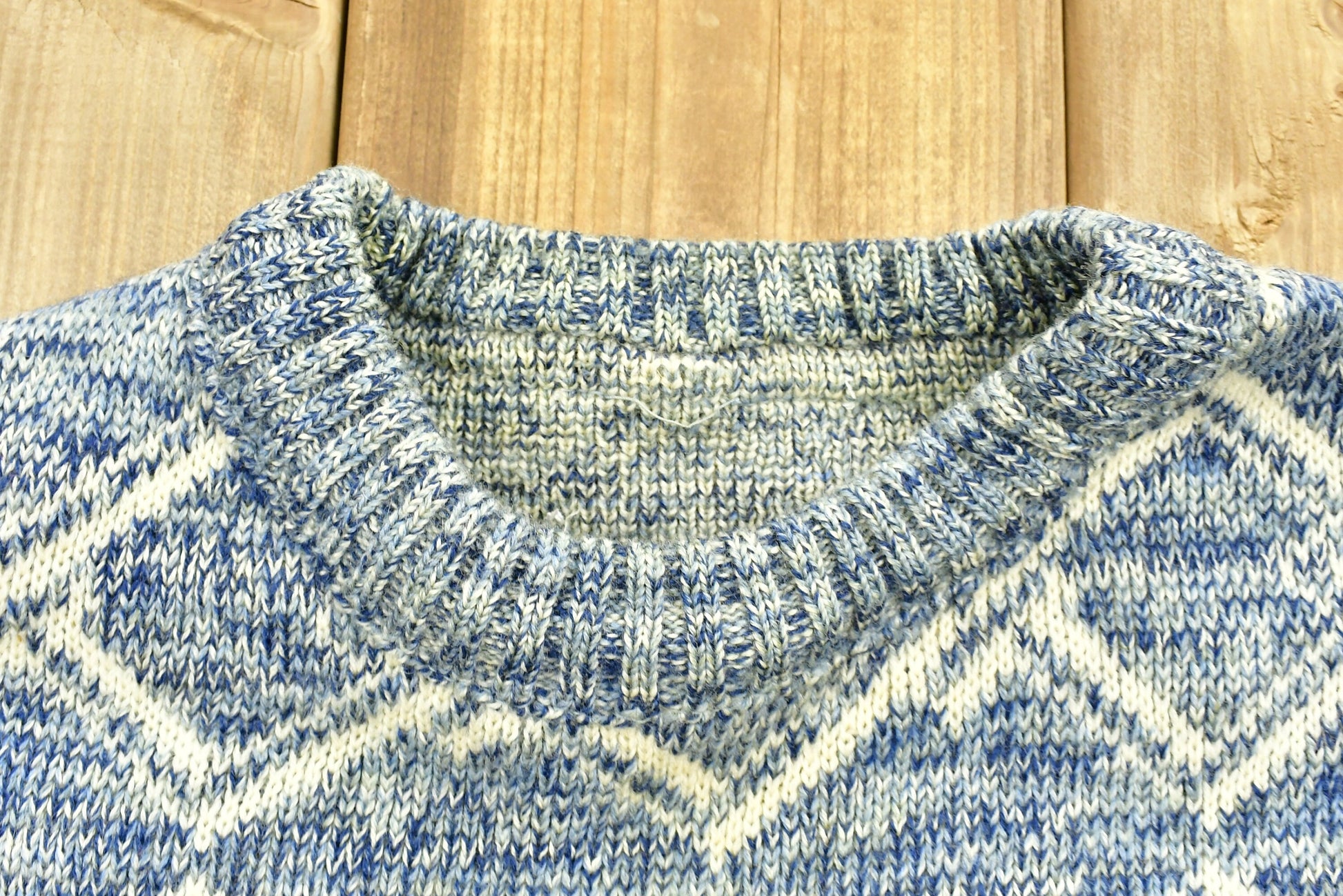 Vintage Heavy All Over Pattern Knitted Sweater , Vintage 90s Crewneck , Pattern Print , Outdoor , Wilderness , Pullover Sweatshirt